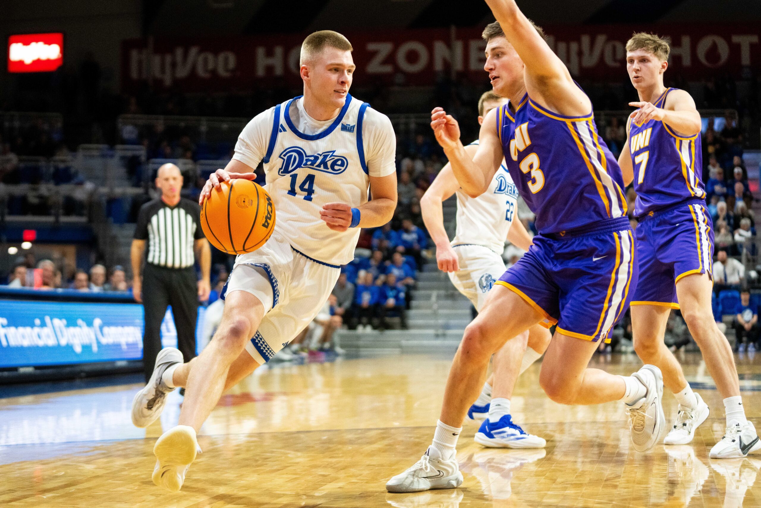 Here are some meta keywords for the article, optimized for search engines and separated by commas:

Arch Madness, Missouri Valley Conference Tournament, MVC Tournament, Drake Bulldogs, Bradley Braves, Northern Iowa Panthers, NCAA Tournament, March Madness, College Basketball, St. Louis, Enterprise Center, Bracketology, Bennett Stirtz, Duke Deen, Tytan Anderson, Connor Turnbull, MVC Basketball, College Basketball Tournament, Automatic Bid, Bid Stealing, Mid-Major Basketball, NCAA Selection Sunday
