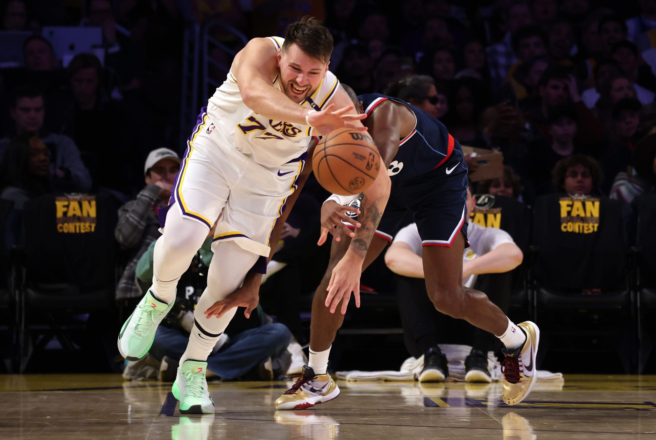NBA, basketbol, Lakers, Mavericks, Bucks, Cavaliers, Grizzlies, Magic, transfer dönemi, sakatlıklar, playoff, sezon, savunma, hücum, galibiyet serisi, mağlubiyet serisi, değerlendirme, analiz, Giannis Antetokounmpo, Luka Dončić, Kyrie Irving, Donovan Mitchell, Paolo Banchero, Franz Wagner
