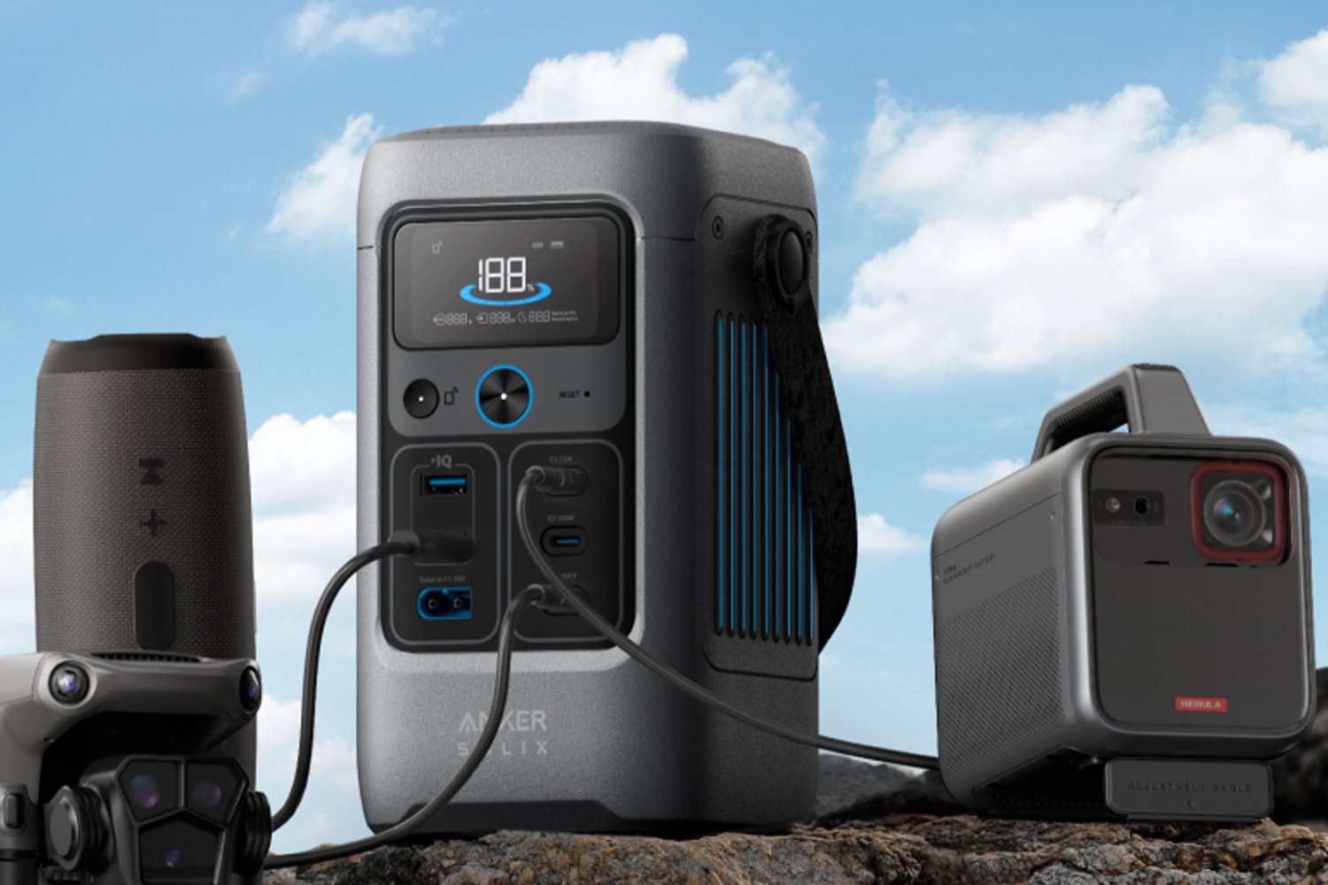 kamp ekipmanı, taşınabilir şarj cihazı, Anker Solix C200, power bank, indirim, acil durum, kamp, doğa, seyahat, şarj, USB-C, hızlı şarj, güneş enerjisi, LiFePO4, pil, elektronik, fırsat, Amazon, açık hava, macera
