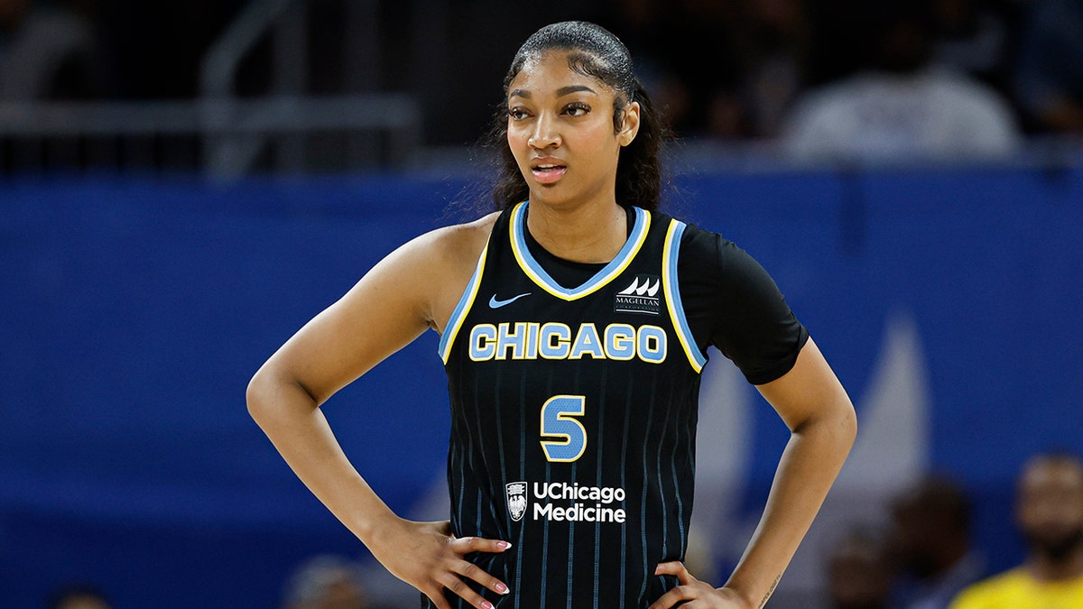 Angel Reese, WNBA, maaş, sözleşme, toplu iş sözleşmesi, grev, DiJonai Carrington, AKA, müzakere, NBA, Fox News, spor
