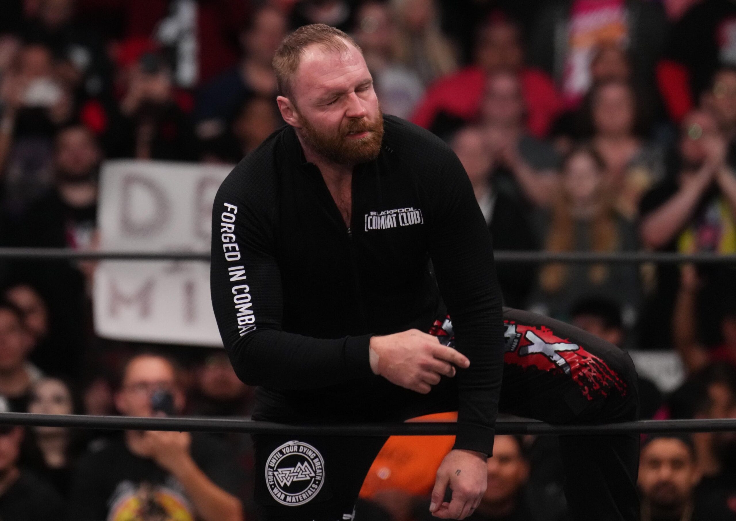 Jon Moxley, AEW Revolution, Cope, AEW Şampiyonası, profesyonel güreş, pay-per-view, Amazon Prime Video PPV, TrillerTV PPV, PPV.com, YouTube PPV, Mariah May, Toni Storm, Queen of the Ring, WWE Royal Rumble, AEW, güreş, dövüş sporları, şampiyonluk maçı, etkinlik, haberler, spor, aksiyon, 2025, canlı yayın, maç, kavga

