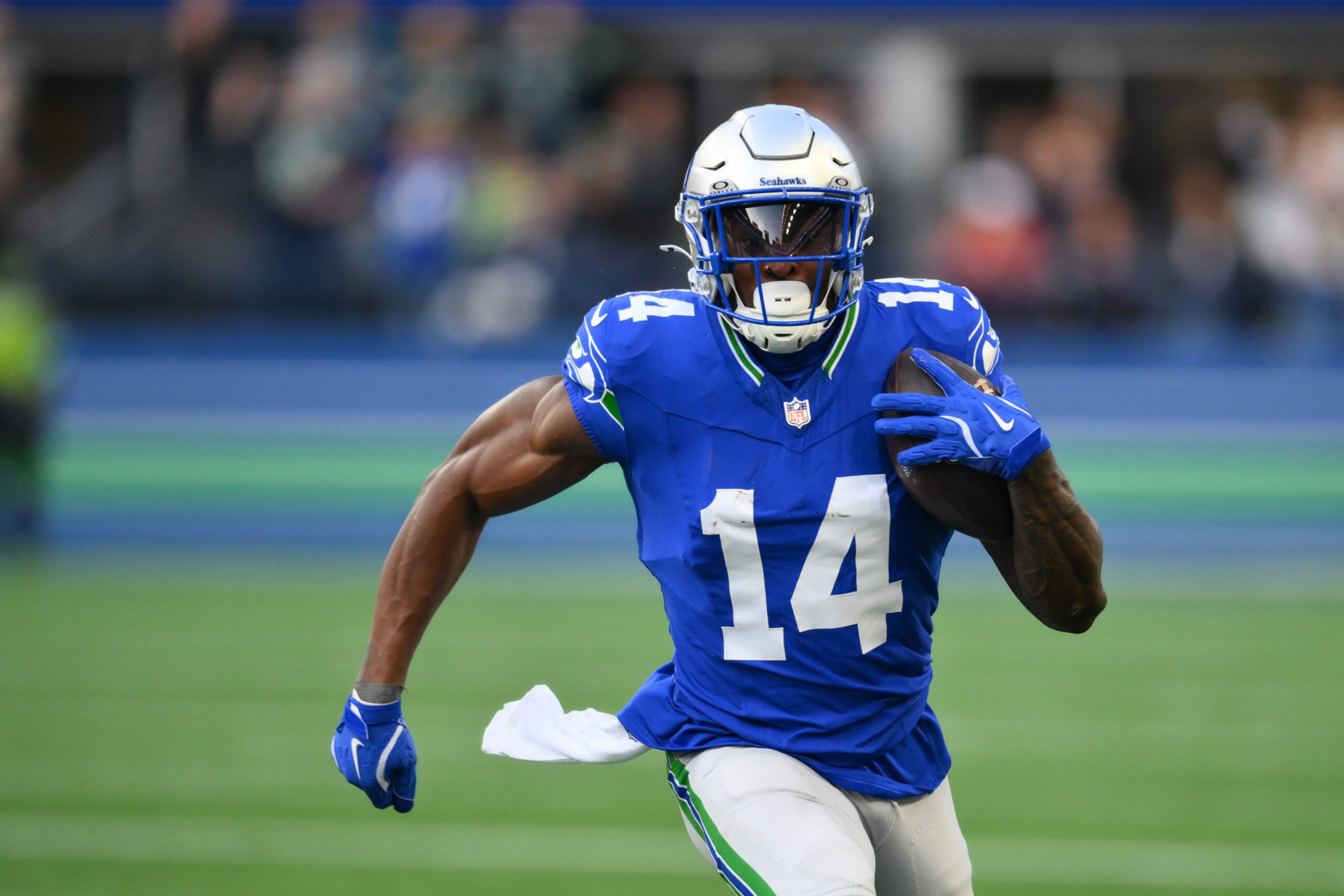 DK Metcalf, Seattle Seahawks, Takas, NFL, Alıcı, Ticaret Dedikoduları, Ücretsiz Temsilci, Jim Harbaugh, Los Angeles Chargers, Las Vegas Raiders, Dallas Cowboys, Jacksonville Jaguars, Carolina Panthers, New England Patriots, Geno Smith, Pete Carroll, Tom Brady, Maxx Crosby, Dak Prescott, CeeDee Lamb, Brian Schottenheimer, Trevor Lawrence, Dave Canales, Drake Maye, Mike Vrabel, AJ Brown, NFL Haberleri, NFL Dedikoduları, NFL Analizi, Futbol, Amerikan Futbolu, Spor, Ticaret Hedefleri, Oyuncu Değişiklikleri, NFL Sezonu, NFL 2024, Ladd McConkey, Keenan Allen, Mike Williams, Austin Ekeler, Brian Thomas Jr., Shane Waldron, Myles Garrett, Serbest Oyuncular, Sözleşme, Sıcak İklim, Maaş Talebi
