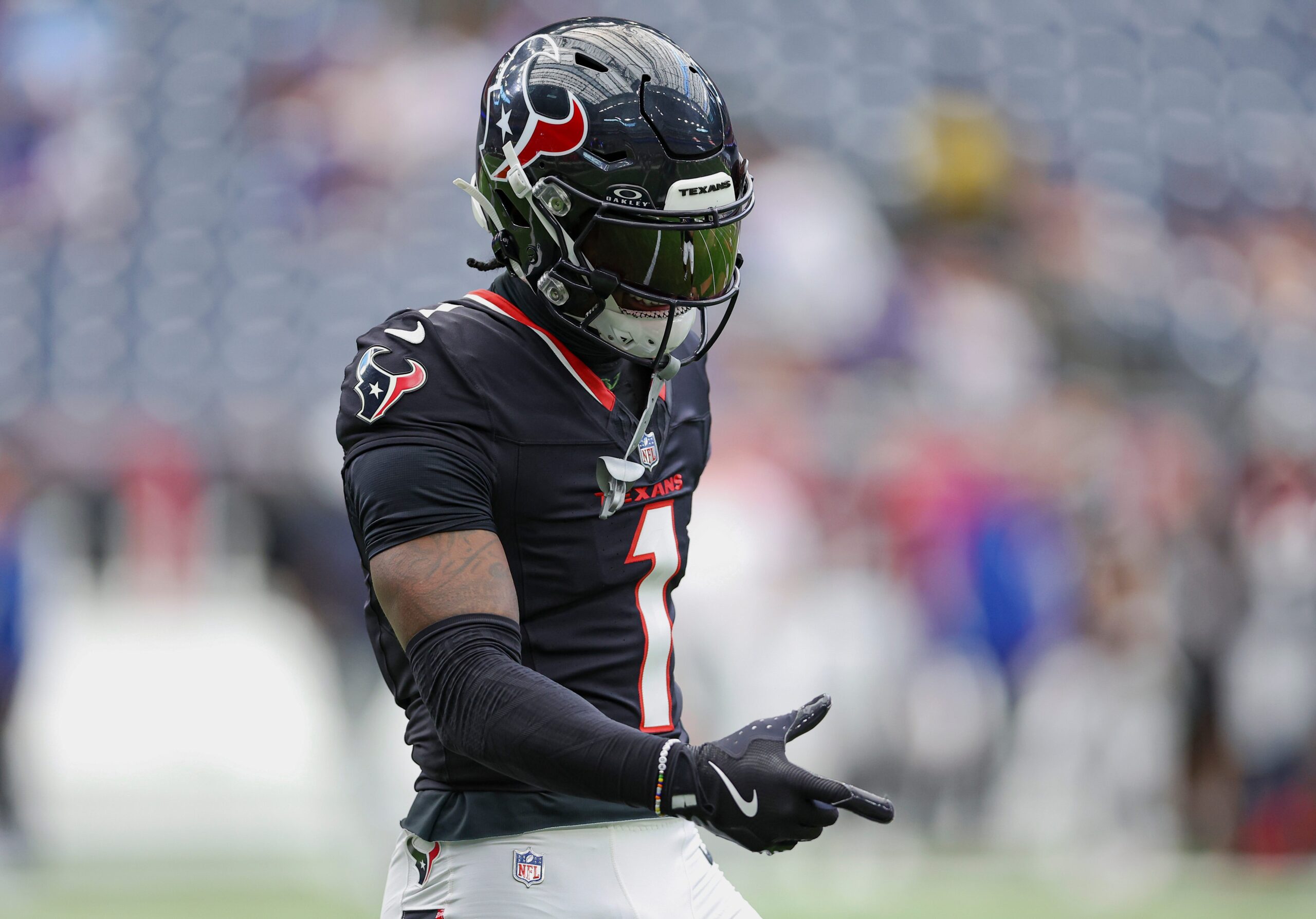NFL serbest oyuncu, 2025 NFL sezonu, serbest oyuncu tahminleri, NFL transfer dedikoduları, en iyi serbest oyuncular, Dallas Cowboys, Seattle Seahawks, Pittsburgh Steelers, Houston Texans, Los Angeles Chargers, New York Giants, Denver Broncos, Philadelphia Eagles, Washington Commanders, New England Patriots, Stefon Diggs, Amari Cooper, Aaron Rodgers, Laremy Tunsil, Keenan Allen, Russell Wilson, J.K. Dobbins, Justin Simmons, Julian Blackmon, Ben Jenkins, Cooper Kupp, NFL draftı, NFL takımları, oyuncu transferleri, spor haberleri, futbol, amerikan futbolu, CeeDee Lamb, Trevon Diggs, Geno Smith, Sam Darnold, Tyler Lockett, DK Metcalf, C.J. Stroud, Ladd McConkey, Drake Maye, Javonte Williams, Vic Fangio, Dan Quinn, NFL maaş tavanı, sakatlıklar, yeniden yapılanma, NFL Canton, süper kupa
