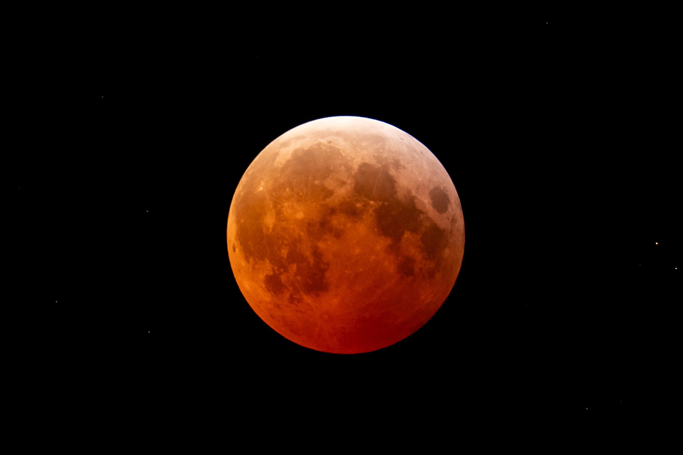 ay tutulması, kanlı ay, kırmızı ay, lunar eclipse, gökyüzü olayları, astronomi, USA TODAY, Eric Lagatta, Amerika, Kuzey Amerika, Hawaii, Alaska
