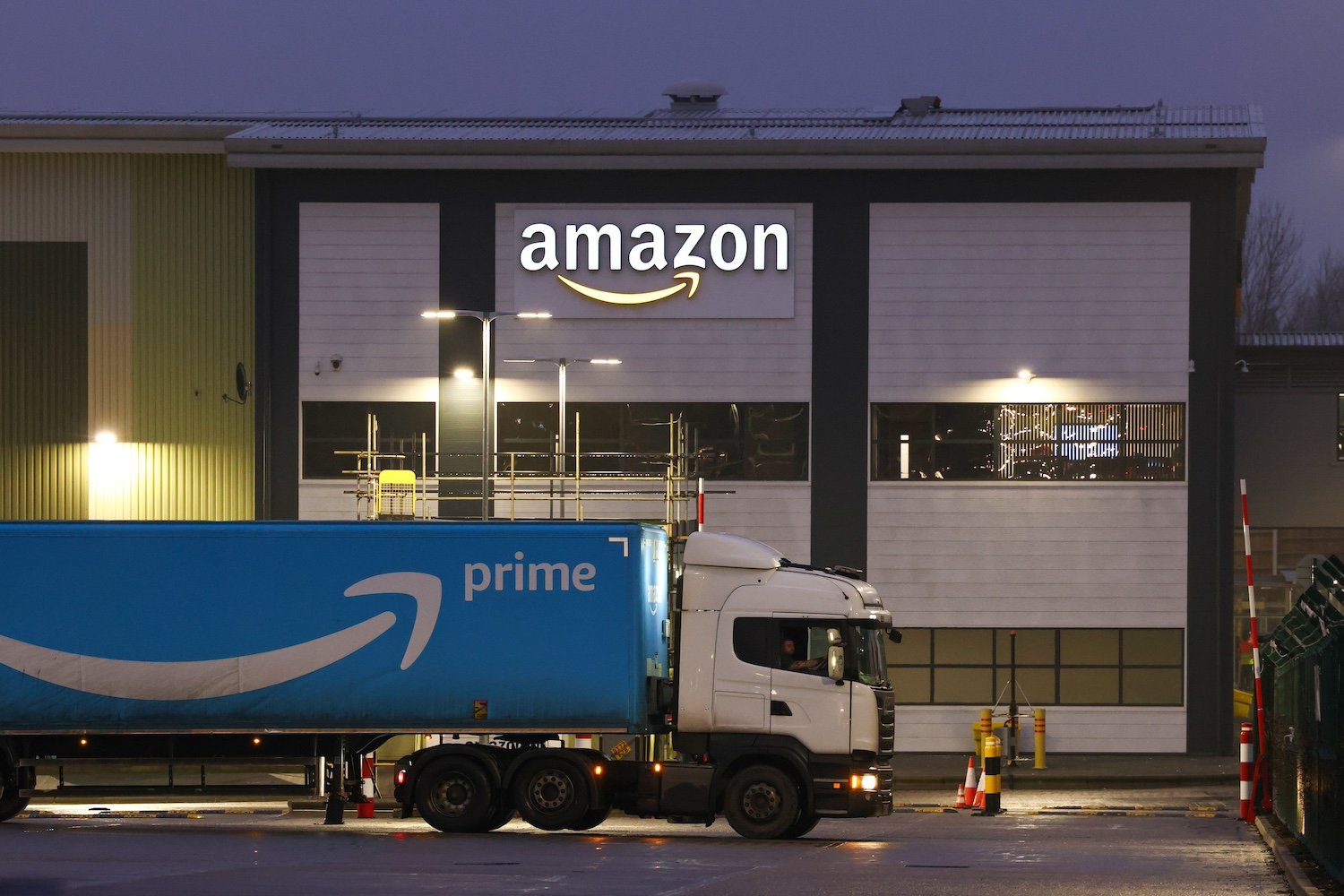 amazon, ftc, федеральна торгова комісія, davalar, kaynaklar, bütçe, elon musk, devlet verimlilik departmanı, abonelikler, jonathan cohen, john chun, duruşma, gecikme, doge, kredi kartları, kaynak kısıtlamaları, davacı, john hueston, trump başkanlığı, gizmodo, политичні трилери, економіка
