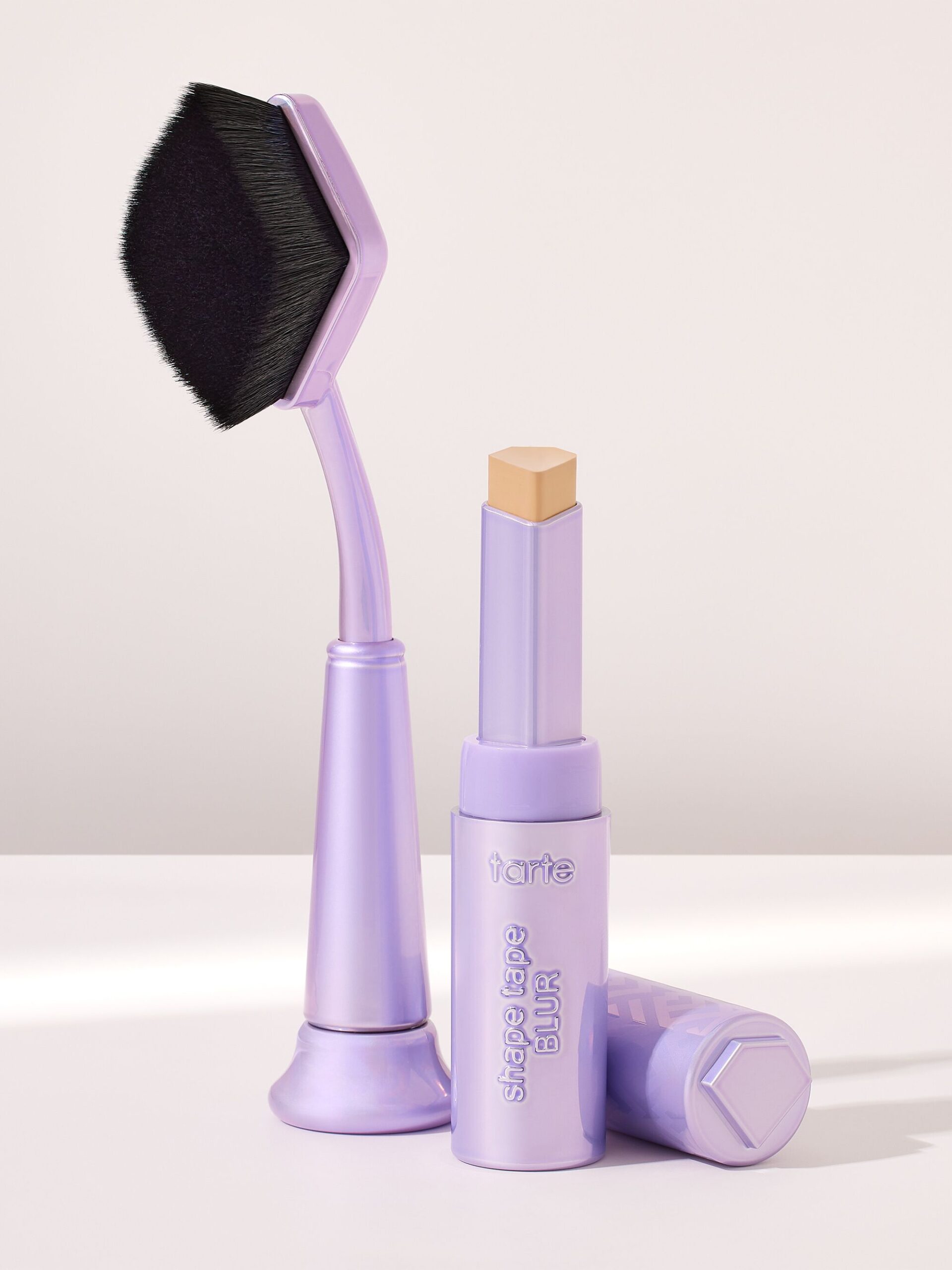 Tarte, Shape Tape, kapatıcı, Big Stick Energy, güzellik, makyaj, cilt bakımı, ürün incelemesi, online quiz, sanal deneme, indirim, Ulta, 21 Days of Beauty, TikTok, viral ürünler, influencers, cilt kusurları, göz altı torbaları, makyaj fırçası, kozmetik, alışveriş, öneriler.
