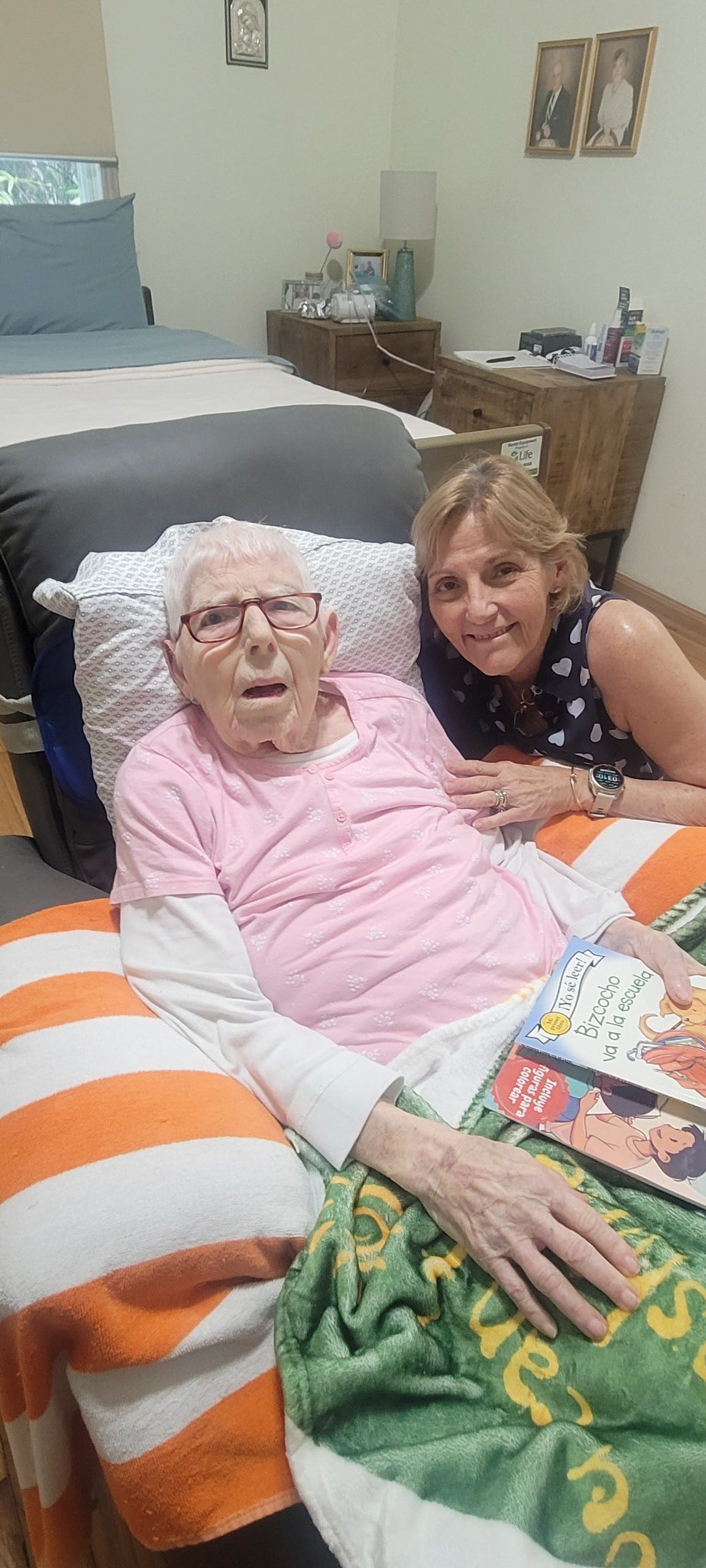 aile bakımı, bakıcı vergisi kredisi, Alzheimer, AARP, yaşlı bakımı, bakıcılar, Credit for Caring Act, federal vergi kredisi, Ana Tris, Elvira Tris, Shelley Moore Capito, Michael Bennet, Mike Carey, Linda Sanchez, vergi indirimi, finansal yardım, bakıcı desteği, demans, uzun süreli bakım, yaşlılar, mali yük, bakıcı masrafları, Amerika Birleşik Devletleri
