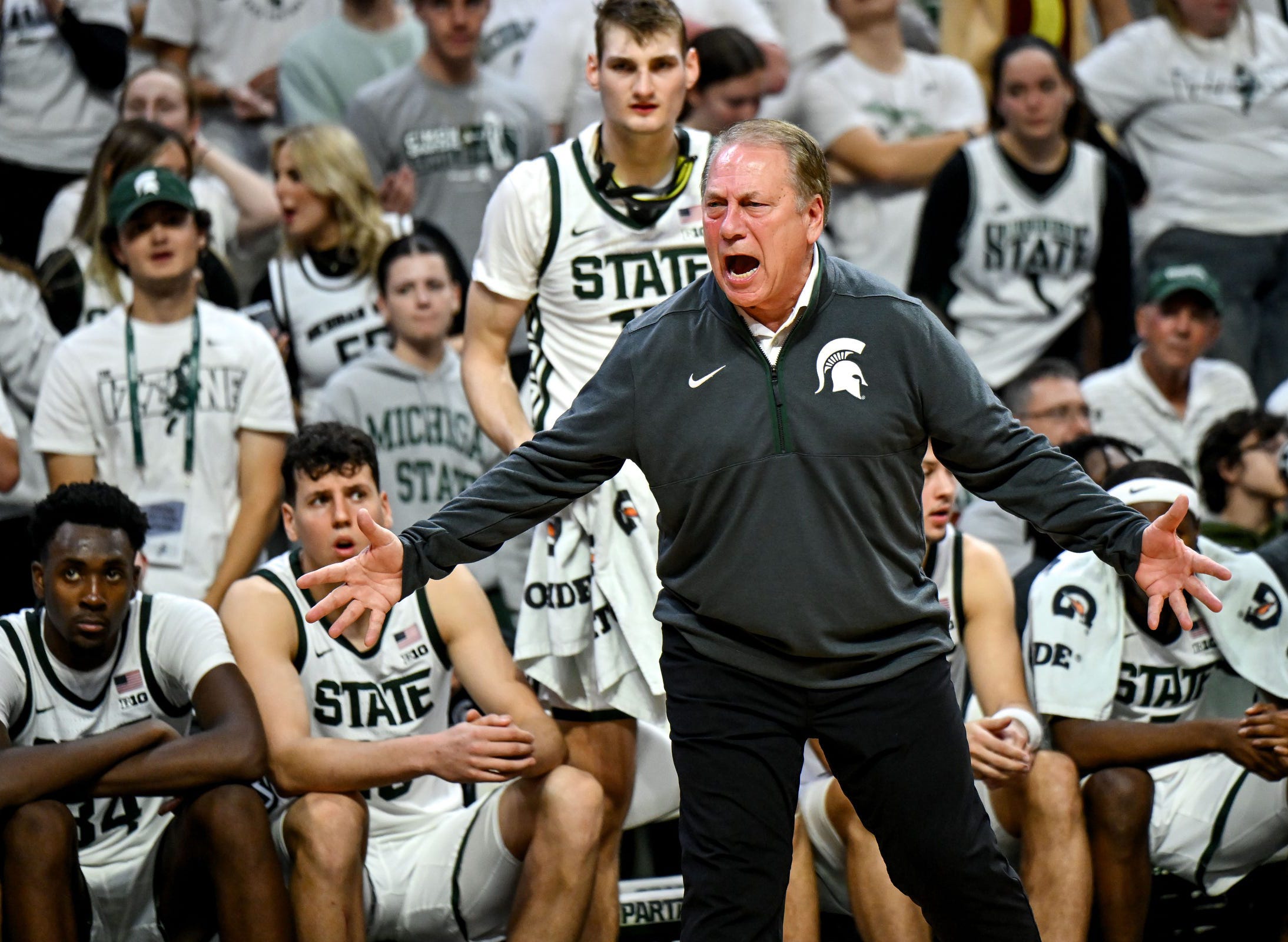 Mart Çılgınlığı, Cleveland, Rocket Arena, NCAA Basketbol Turnuvası, Biletler, Michigan State, Alabama, 2025, Erkekler Basketbolu, Round of 64, Round of 32, Tüm Oturum Bileti, Survivor Pool
