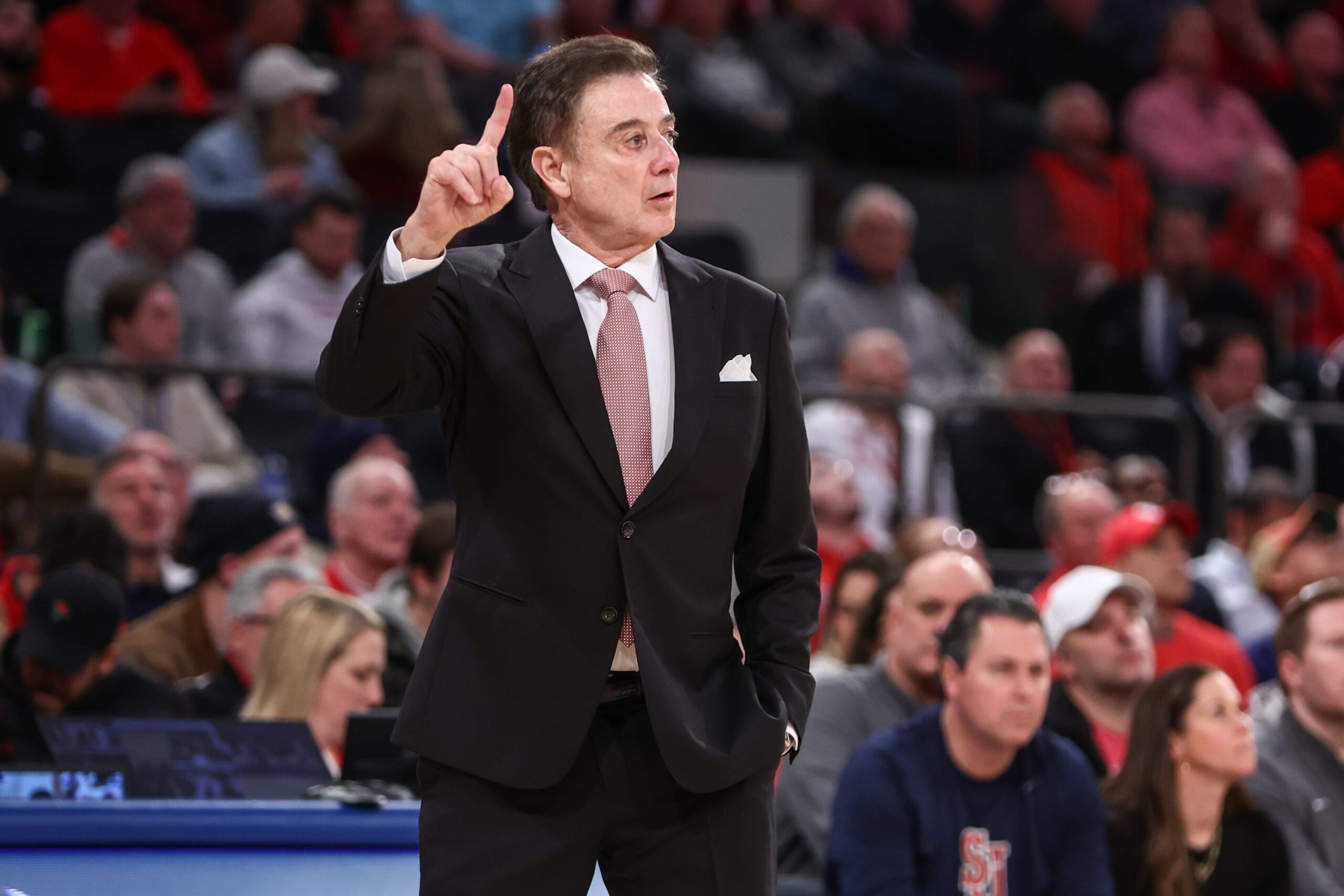 Mart Çılgınlığı, Providence, NCAA Turnuvası, Amica Mutual Pavilion, Biletler, St. Johns Red Storm, Rick Pitino, 2025, Round of 64, Round of 32, Erkekler Basketbolu, Fiyatlar, Bilet Satışı, Turnuva Takvimi, Survivor Pool
