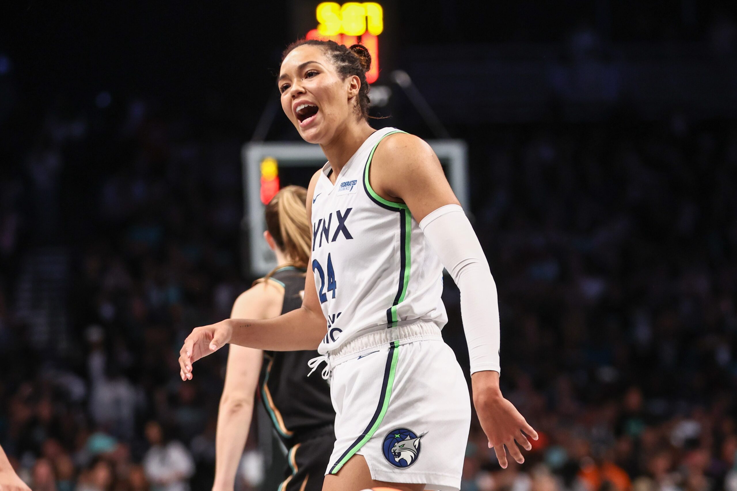 Napheesa Collier, Unrivaled, Kadın Basketbol Ligi, MVP, En Değerli Oyuncu, Breanna Stewart, Lunar Owls, Şampiyonluk, Basketbol, Spor, Micky Lawler, All-Unrivaled First Team, 1'e 1 Turnuvası, Skylar Diggins-Smith, Aaliyah Edwards, Alyssa Thomas, Angel Reese
