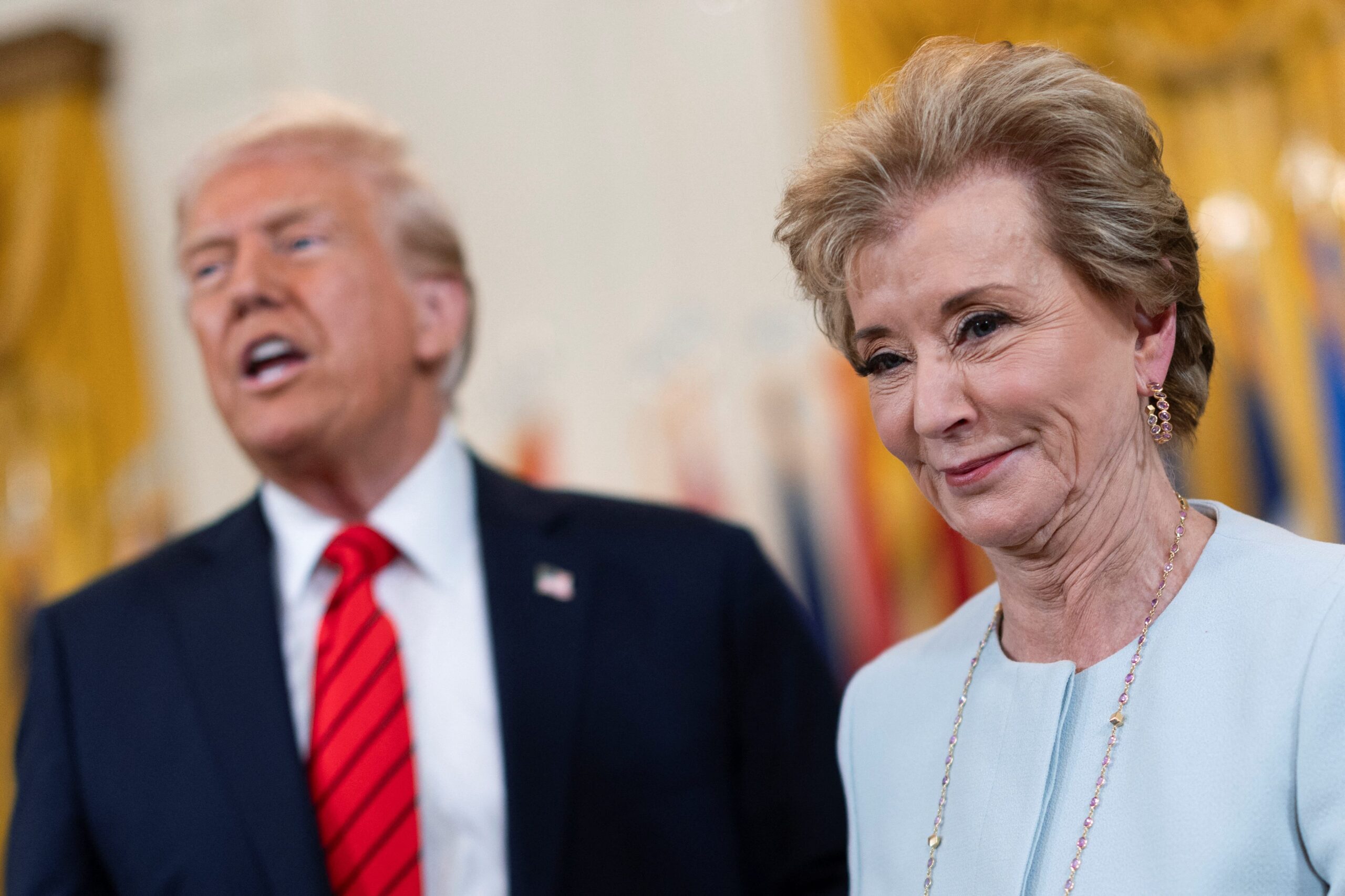 Donald Trump, Küçük İşletmeler İdaresi, Kredi, Öğrenci Kredisi, Eğitim Bakanlığı, fesih, Sağlık ve İnsan Hizmetleri, beslenme programları, özel ihtiyaçlar, Linda McMahon, borç, Federal Öğrenci Yardımı, lise öğrencileri, pandemi, dolandırıcılık, İç Denetçi.