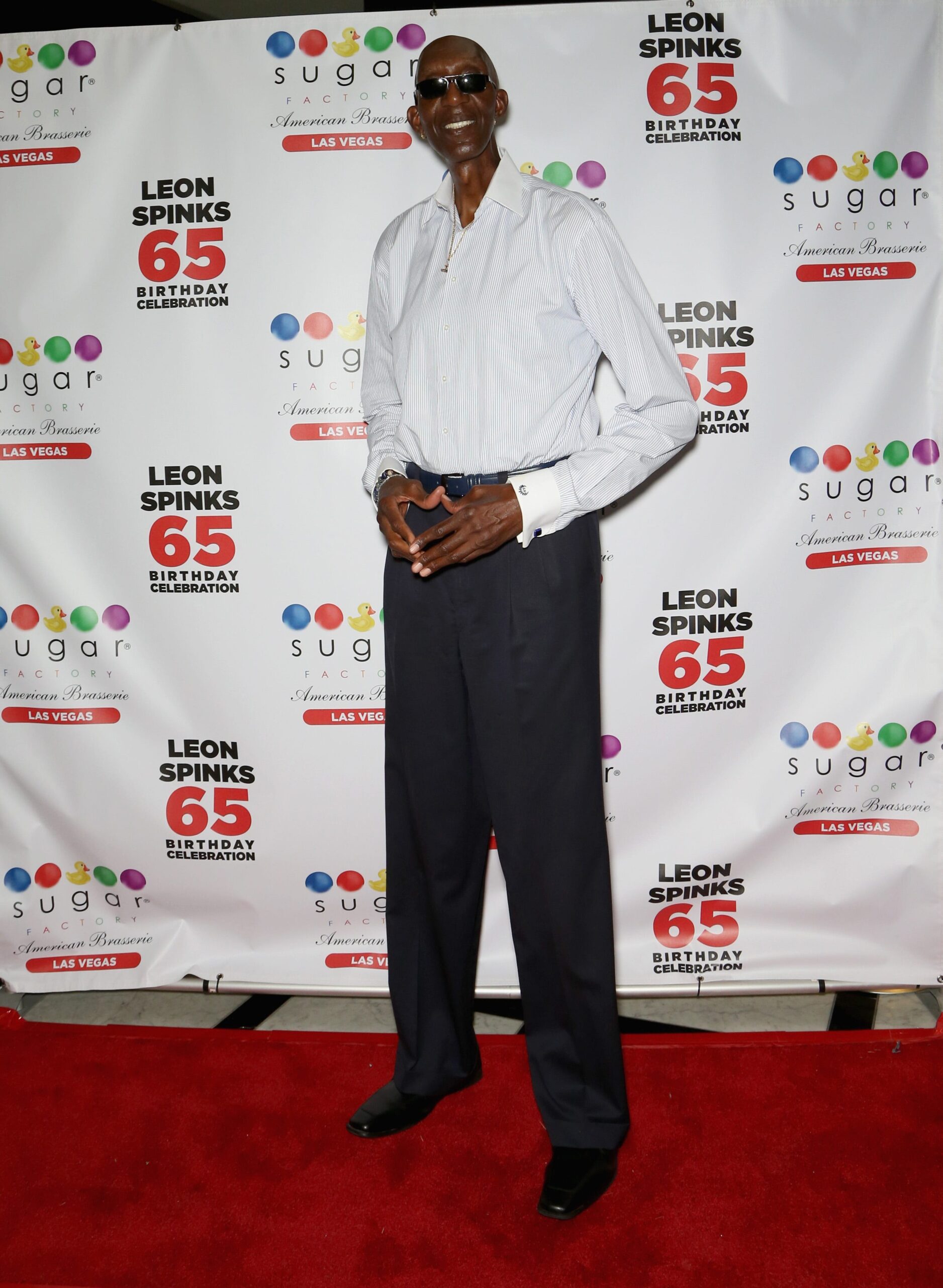 George Bell, American Horror Story oyuncusu, Harlem Globetrotter, Amerika'nın en uzun adamı, Norfolk Şerif Ofisi, ölüm, vefat, Durham, Kuzey Karolina, Morris Brown College, Freakshow, Guinness Dünya Rekorları, basketbol, Portsmouth, Virginia, cenaze, taziye
