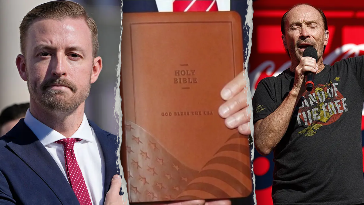 Oklahoma, Ryan Walters, Lee Greenwood, God Bless the USA Bible, Donald Trump, din, sınıf, eğitim, İncil, Hristiyanlık, din ve devlet, devlet destekli ateizm, Amerikan tarihi, Anayasa, Bağımsızlık Bildirgesi, bağış, Judeo-Christian değerleri, vatanseverlik
