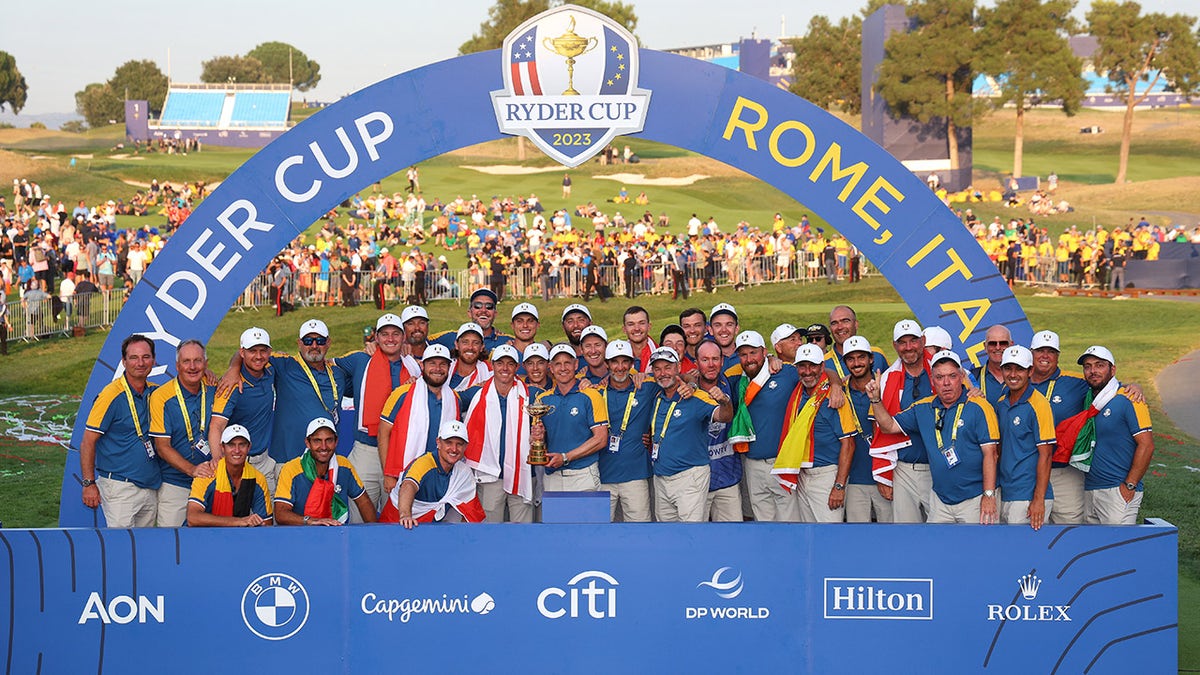 Ryder Cup, Luke Donald, Avrupa Takımı, Bethpage Black, Golf, Takım ABD, LIV Golf, Jon Rahm, Brooks Koepka, Ryder Cup Kaptanı, Golf Haberleri, Spor Haberleri, Avrupa Turu, PGA Şampiyonası, Medinah Mucizesi, 2024 Ryder Cup, Golf Turnuvası, Takım Seçimi, Ryder Cup Tarihi, Golf Rekabeti
