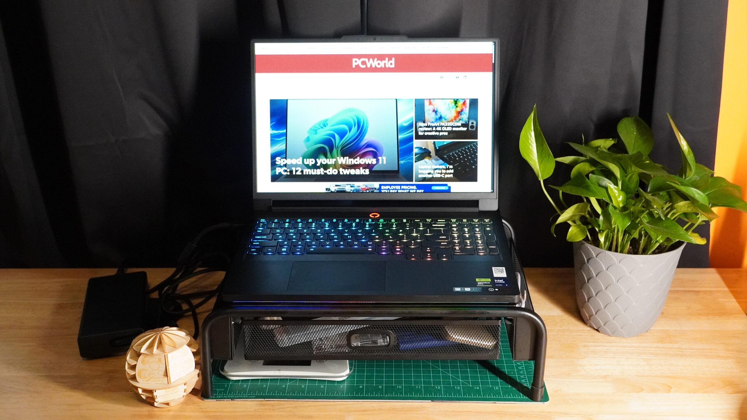 Lenovo Legion Pro 7i 16 Gen 10, oyun laptopu, inceleme, RTX 5080, RTX 5070 Ti, RTX 5090, Intel Core Ultra 9 275HX, performans, fiyat, özellikler, testler, karşılaştırma, gaming laptop, Lenovo, Legion, Pro 7i, Gen 10, OLED ekran, Wi-Fi 7, Thunderbolt 4, PCMark 10, Cinebench, 3DMark, Metro Exodus, Shadow of the Tomb Raider, Cyberpunk 2077, pil ömrü, klavye, trackpad, hoparlör, webcam
