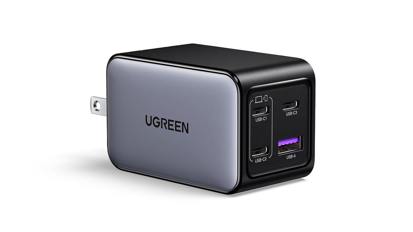 Şarj cihazı, hızlı şarj aleti, USB-C şarj aleti, Ugreen, 65W şarj aleti, GaN şarj aleti, indirim, Amazon, teknoloji, mobil cihaz şarjı, MacBook şarj aleti, seyahat şarj aleti, çoklu cihaz şarjı, Gabriela, inceleme, fırsat, şarj adaptörü
