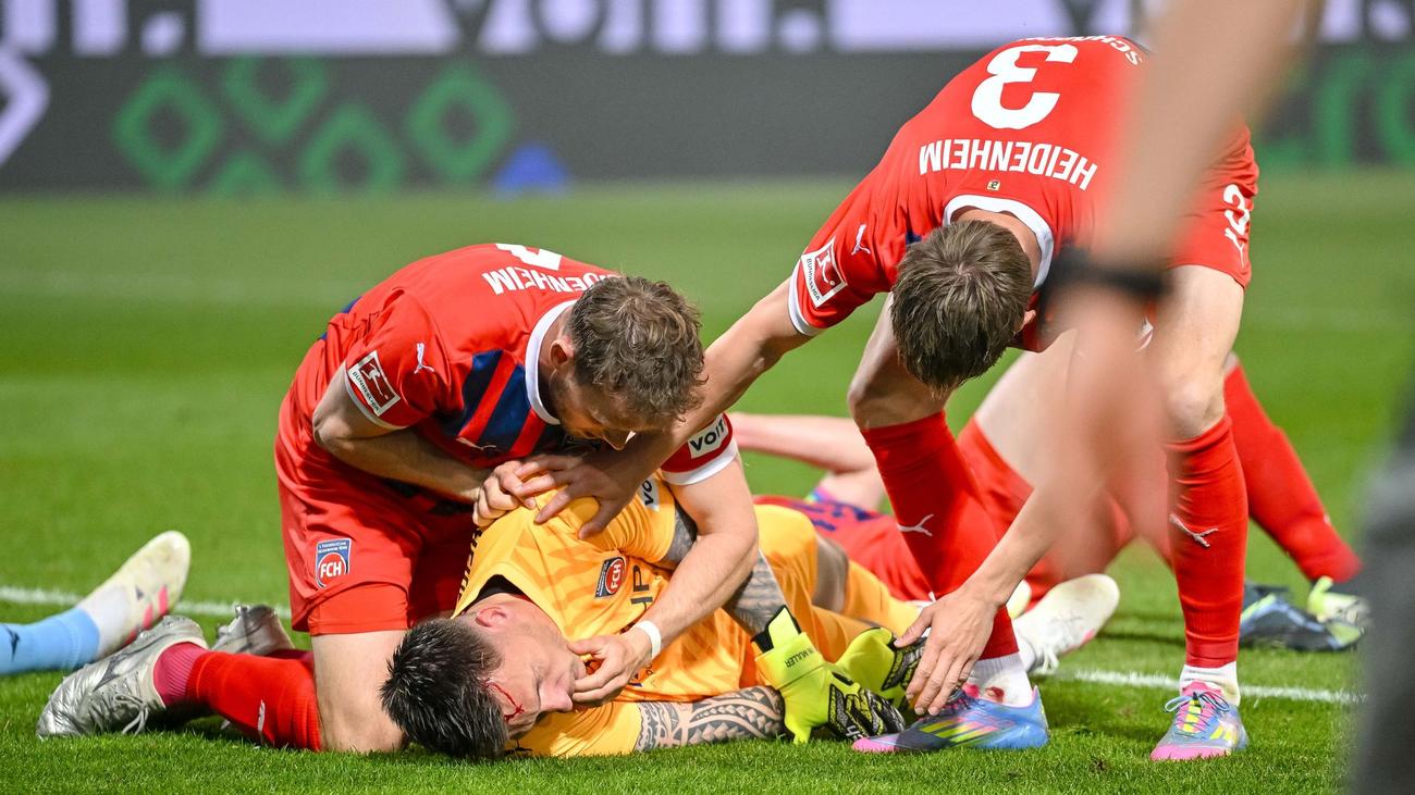 VfL Bochum, Bundesliga, Abstiegskampf, 1. FC Heidenheim, Kevin Müller, Verletzung, Timo Horn, Relegation, Fußball, Hecking, Masouras, Hofmann, Scienza, Schmidt, Boadu, Busch, Sissoko, Feller, Beck, Spielbericht, Analyse, Saisonfinale, Klassenerhalt

