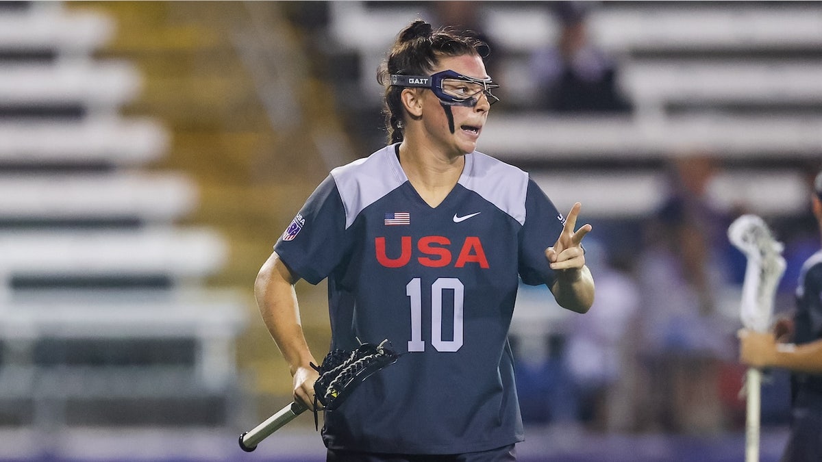 Charlotte North, kadın lacrosse, NCAA rekoru, Boston College, 2021 şampiyonluğu, batıl inanç, hazırlık çalma listesi, Ryan Manion, The Resilient Life podcast, 