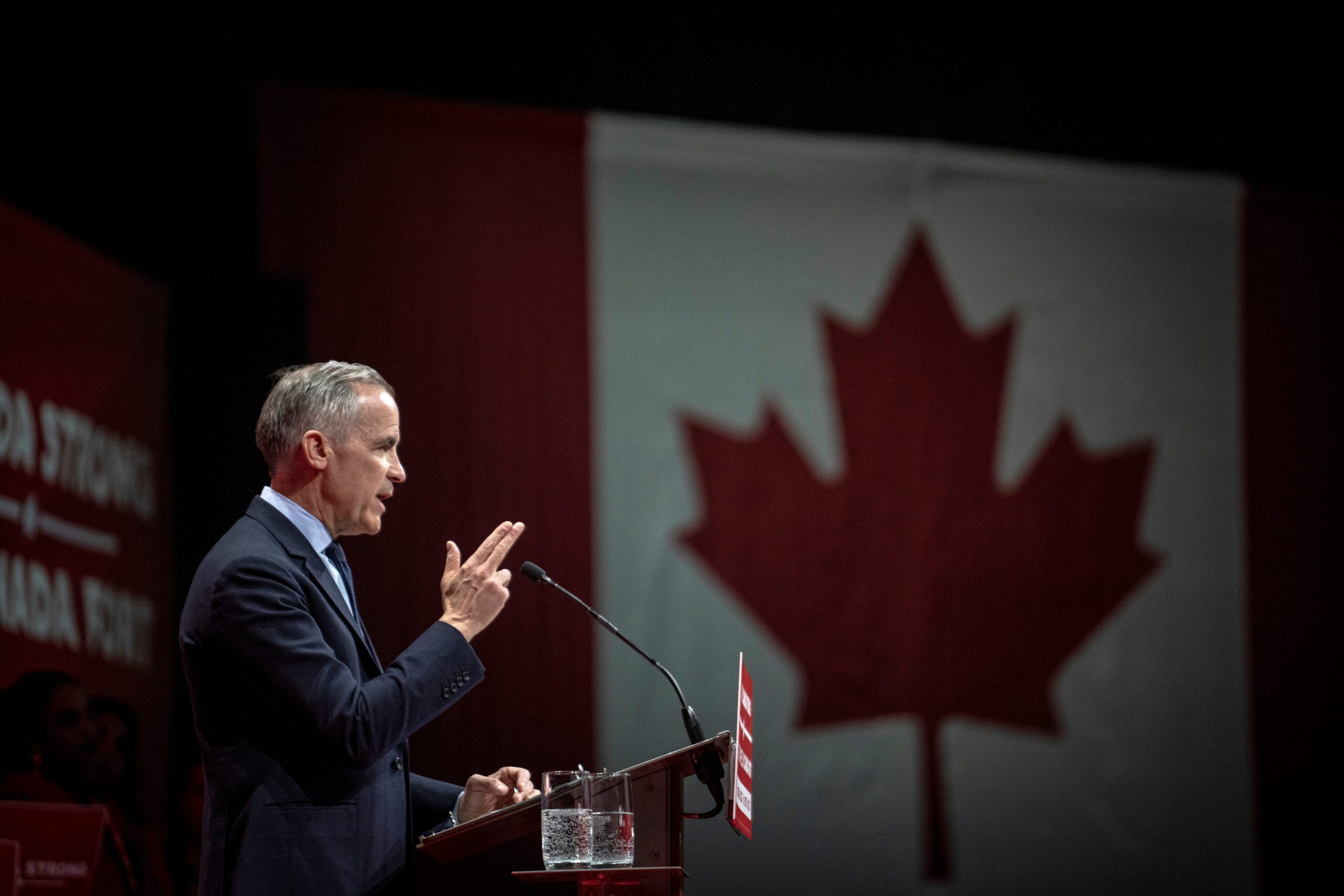 Mark Carney, Donald Trump, Kanada, ABD, seçim, ticaret, tarifeler, ilişkiler, ihracat, güvenlik, savunma, zirve, siyaset, kriz yönetimi, merkez bankası
