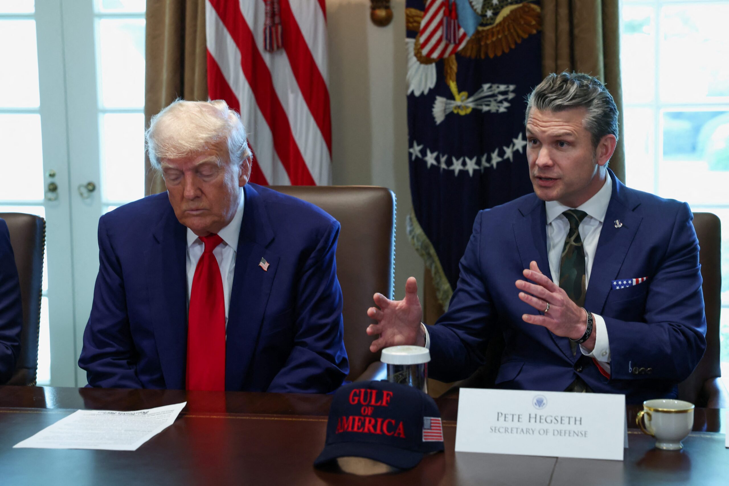 Savunma Bakanı Pete Hegseth, Donald Trump, askeri tasfiye, dört yıldızlı general, amiral, rütbe indirimi, Pentagon, CQ Brown, Lisa Franchetti, uyandırılmış politikalar, çeşitlilik, eşitlik, kapsayıcılık, Mark Milley, Ulusal Muhafızlar, askeri liderlik, bürokrasi, inovasyon, operasyonel mükemmellik.
