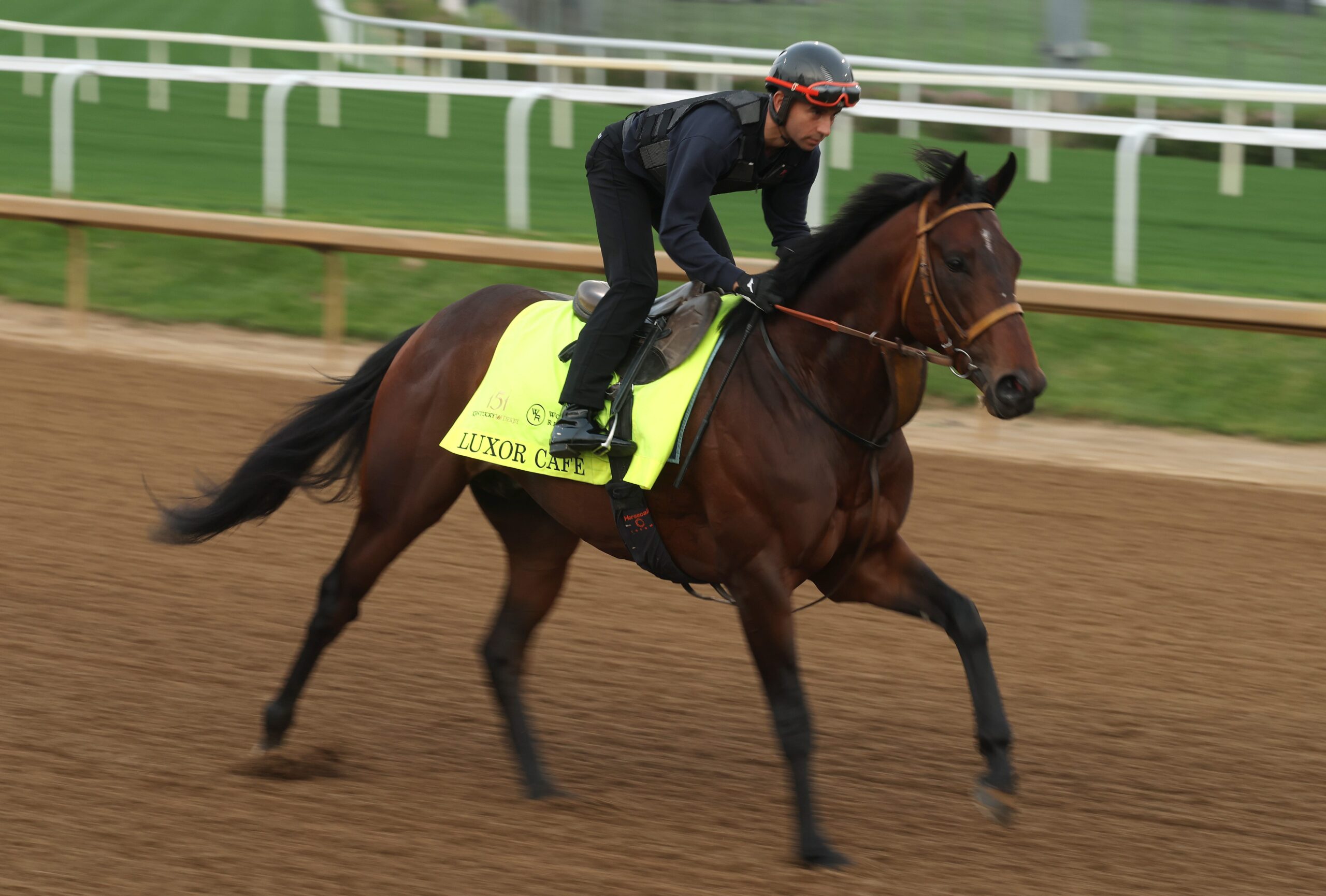 Kentucky Derby, at yarışı, Churchill Downs, Triple Crown, bahisler, oranlar, 2025 Kentucky Derby, kazananlar, uzun atlar, Bob Baffert, Jayson Werth, Luxor Cafe, Chunk of Gold, yayın, NBC, Fubo, yarış tahminleri
