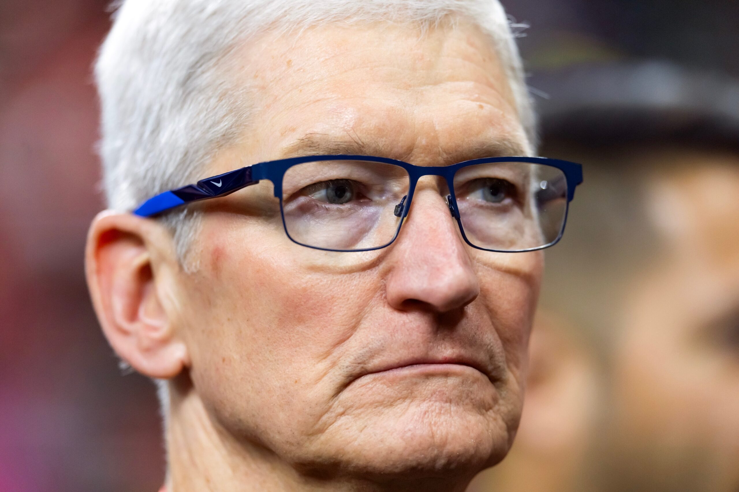 Elma, gelir, tarifeler, Tim Cook, Donald Trump, Kevan Parekh, hisse geri alımı, mali sonuçlar, kazanç çağrısı, tedarik zinciri, envanter, makro ekonomi, büyüme, hizmetler, EPS, müşteri sadakati, aktif cihazlar, hisse başına kazanç, hisse senedi, finansal tablolar
