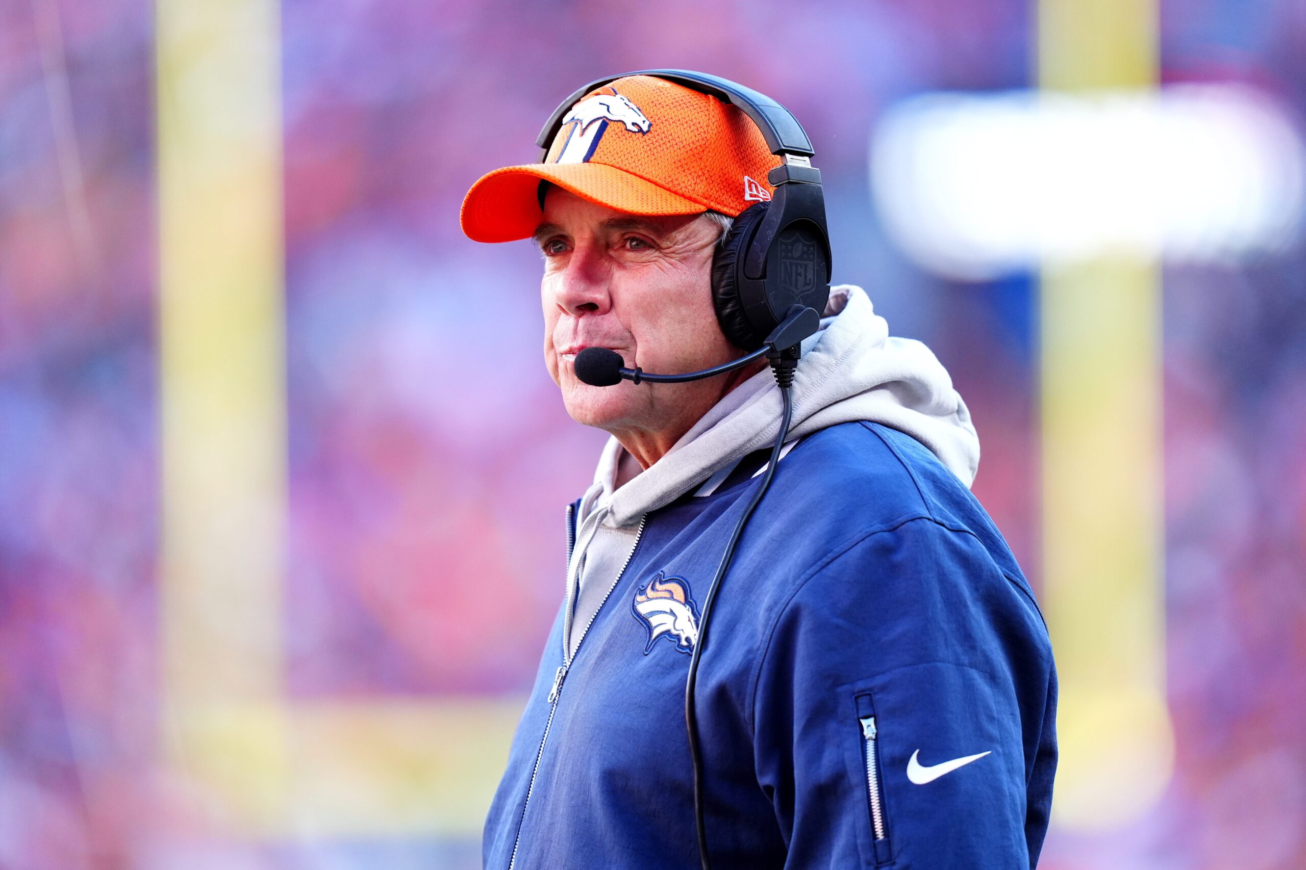 Denver Broncos, Bo Nix, NFL, 2025 NFL Schedule, Futbol, Amerikan Futbolu, Sezon, Takvim, Rakip, Maçlar, Biletler, Transferler, Dre Greenlaw, Talanoa Hufanga, Playofflar, Super Bowl, AFC West, AFC South, NFC East, Kansas City Chiefs, Los Angeles Chargers, Cincinnati Bengals, New York Jets, Green Bay Packers
