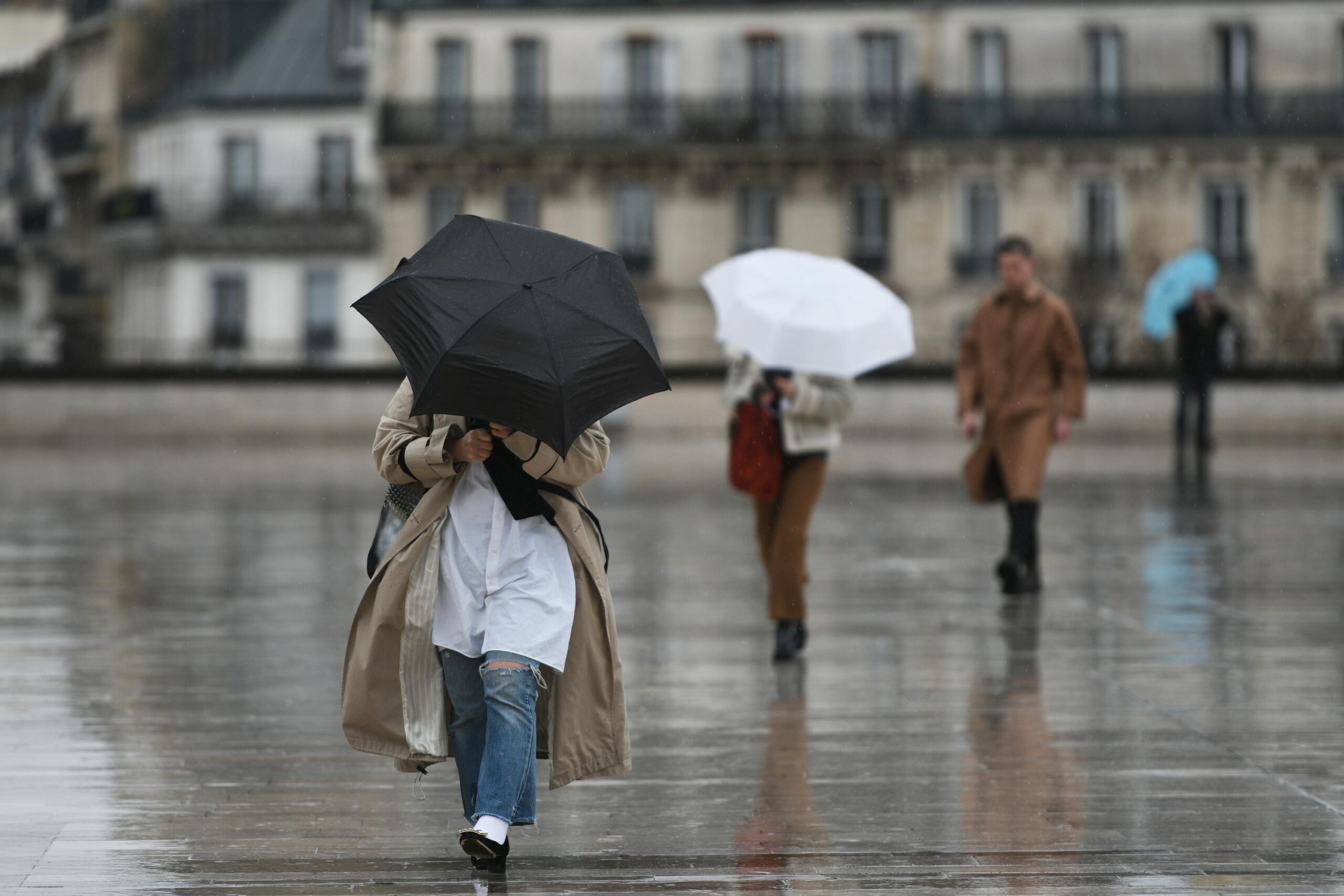 hava durumu, Fransa, sıcaklık, Mayıs, Paris, rekor, soğuk hava, yağmur, fırtına, hava tahmini, mevsim normalleri, sıcak hava dalgası, Guillaume Séchet, La Chaîne météo, Figaro
