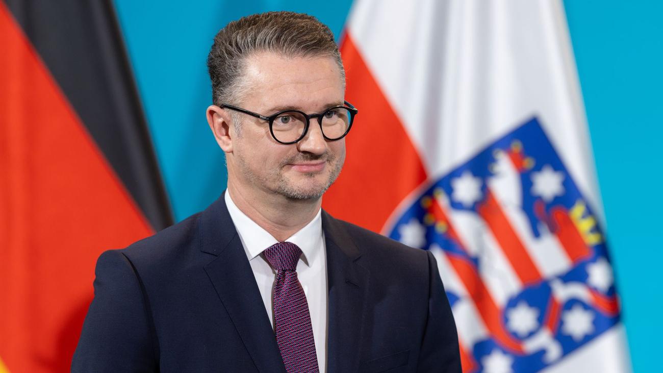 Thüringen, Bildungspolitik, Christian Tischner, Lehrerausbildung, Hochschulen, Finanzierung, Rahmenvereinbarung, Zielvereinbarung, Leistungsvereinbarung, Sachsen, Erfolgsbudget, Grundbudget, Kai-Uwe Sattler, Landespräsidentenkonferenz, TU Ilmenau, Hochschulbudget, Lehrerbildung, Thüringen Eğitim Bakanlığı, Öğretmen Yetiştirme, Yükseköğretim
