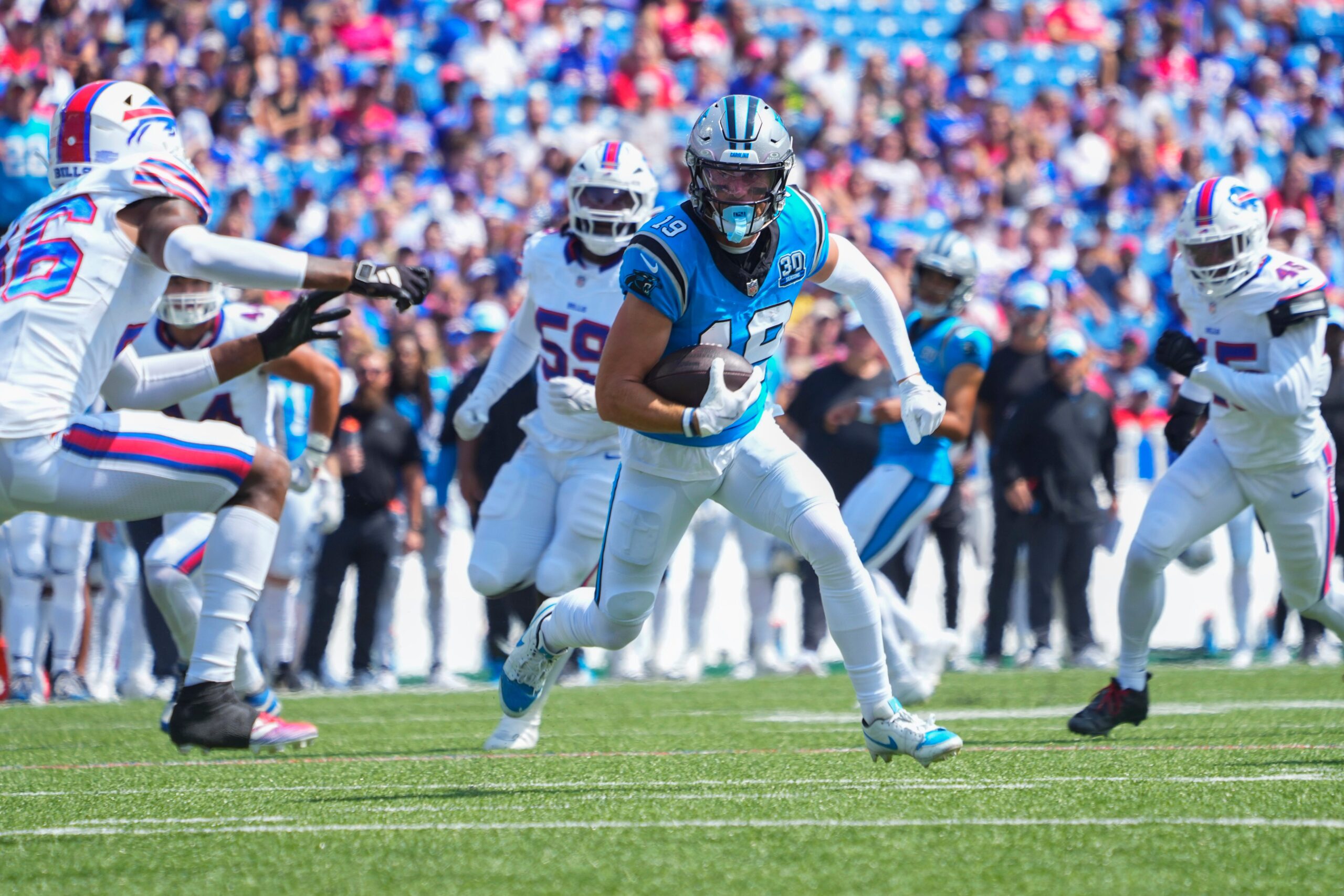 Adam Thielen, Carolina Panthers, NFL, emeklilik, 2025 NFL sezonu, Tetairoa McMillan, Hunter Renfrow, Xavier Legette, Jalen Coker, futbol, alıcı, sözleşme, kariyer, aile, değerlendirme, spor
