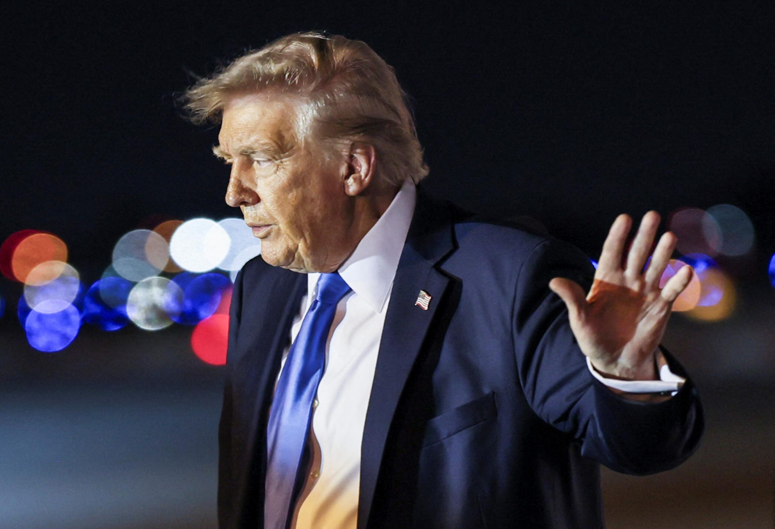 Donald Trump, askeri geçit töreni, ABD Ordusu, 250. yıl dönümü, 14 Haziran, 79. doğum günü, Anna Kelly, Beyaz Saray, gaziler, Amerikan ordusu, askeri tarih
