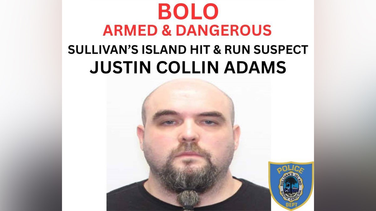 Justin Collin Adams, Sullivans Island, Güney Carolina, vur-kaç, Sunrise Presbyterian Kilisesi, FBI, NCIS, SLED, DNR, ABD Marshals Servisi, helikopter, insansız hava aracı, arama, tutuklama
