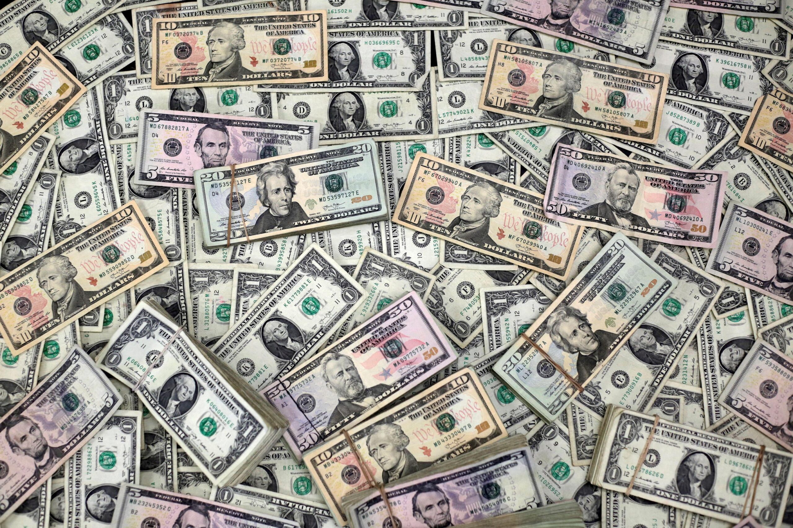 Dolar, ABD, istihdam, ticaret savaşı, döviz kuru, euro, sterlin, analiz, piyasa, ekonomi, tarife, Çin, müzakereler, Donald Trump
