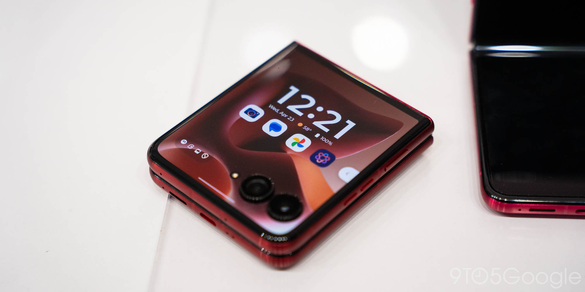 Akıllı telefon, AI, Yapay Zeka, Google, Pixel 9, Motorola, Razr, Apple, Apple Intelligence, Samsung, Galaxy AI, One UI 7, Android Auto, Haberler, Teknoloji, İnceleme, Lansman, Etkinlik, Güncelleme, Yazılım, Donanım, Pazarlama, Trend, Tartışma, Yorum, 9to5Google, 9to5Mac, 9to5Toys, Electrek, Gemini, Hava Durumu Uygulaması, Çağrı Notları, Ekran Görüntüleri, Essential Space, Moto AI, Akıllı Telefon Piyasası
