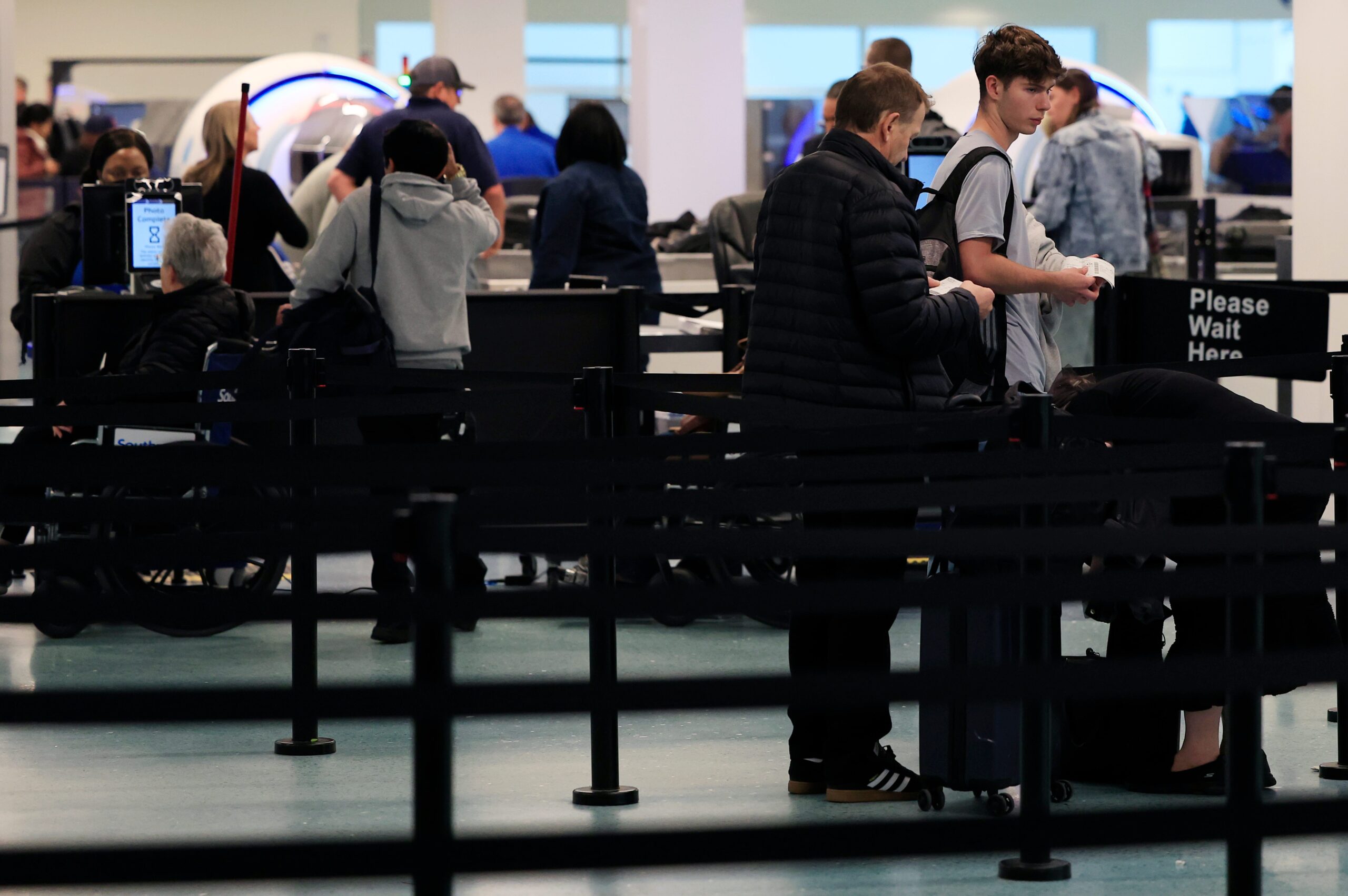 REAL ID, REAL ID Act, sürücü ehliyeti, kimlik, yurt içi uçuşlar, TSA, güvenlik, gizlilik, veri güvenliği, ACLU, Electronic Frontier Foundation, seyahat, kimlik doğrulama, Amerika Birleşik Devletleri
