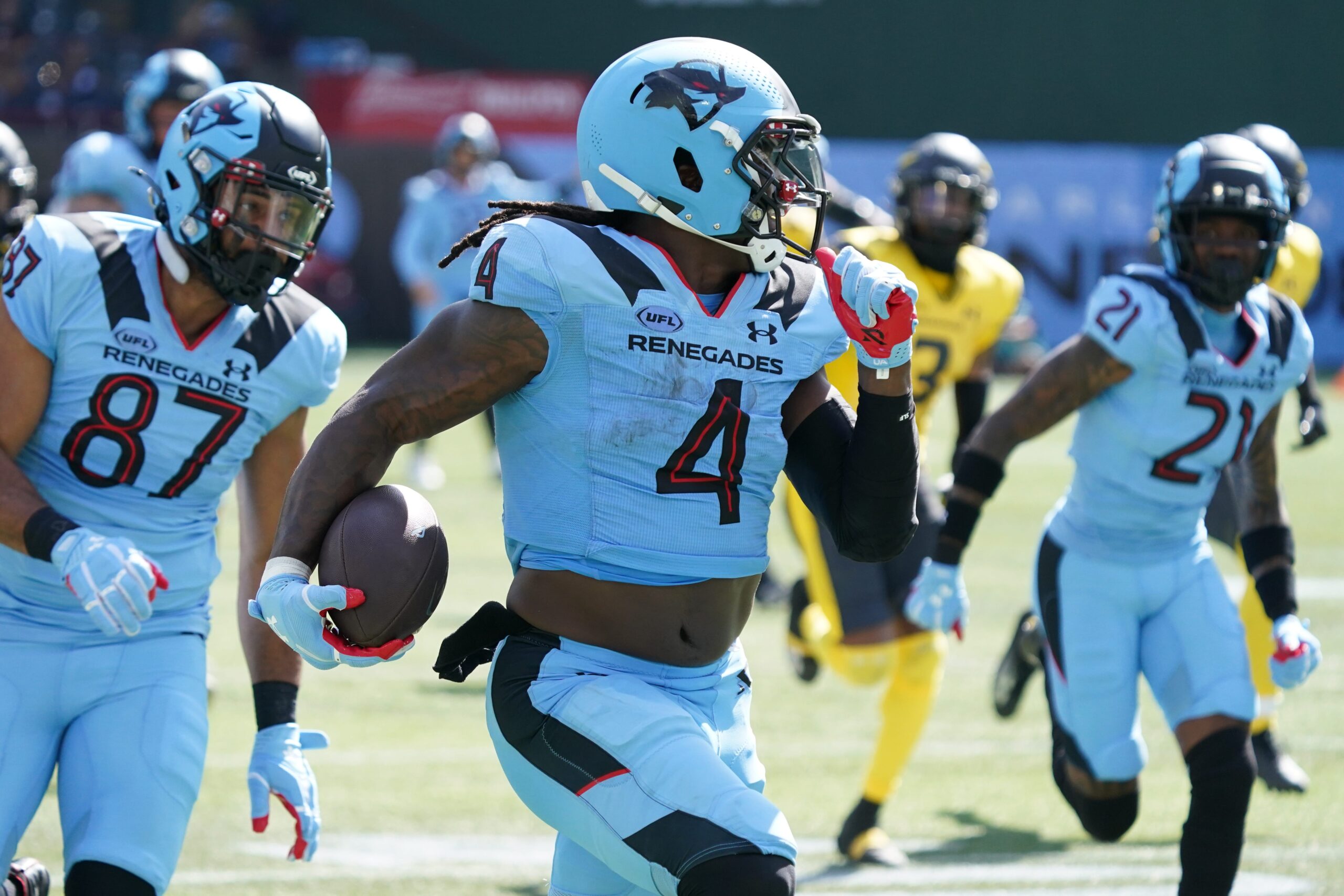 UFL 2025, UFL Maç Programı, UFL Playoff Yarışı, Bahar Ligi Futbolu, Arlington Renegades, St. Louis Battlehawks, Houston Roughnecks, Memphis Showboats, DC Defenders, Michigan Panthers, San Antonio Brahmas, Birmingham Stallions, UFL Takvim, UFL Yayın Bilgileri, UFL Haberleri, Amerikan Futbolu, Max Duggan, Dresser Winn, Jalan McClendon, Bryce Perkins, Jordan Taamu
