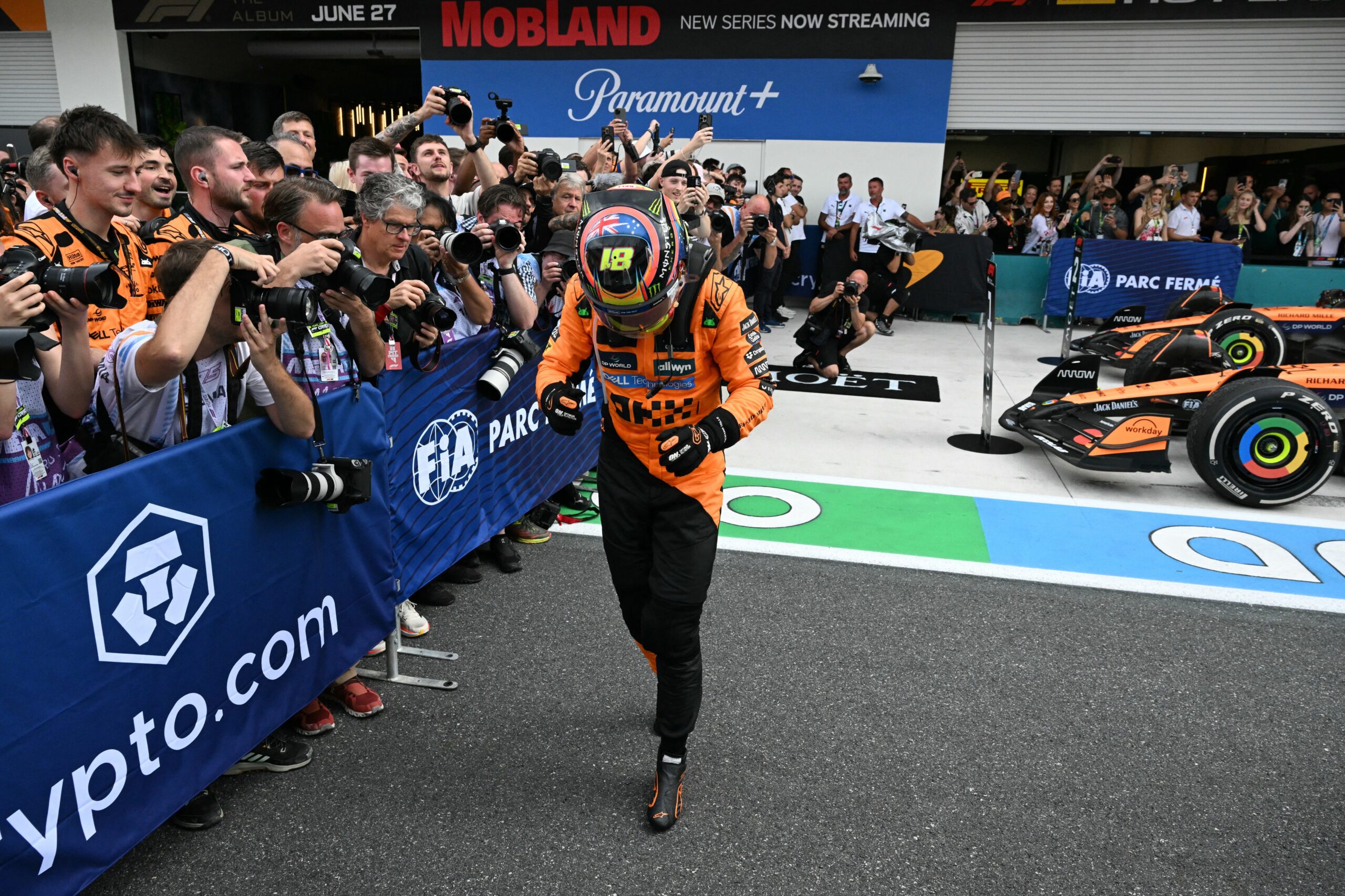 Oscar Piastri, Miami Grand Prix, Formula 1, Justin Jefferson, Minnesota Vikings, Tua Tagovailoa, Miami Dolphins, Griddy, McLaren, 2025 Drivers Championship, F1, Yarış, Şampiyonluk, NFL, Futbol, Dans
