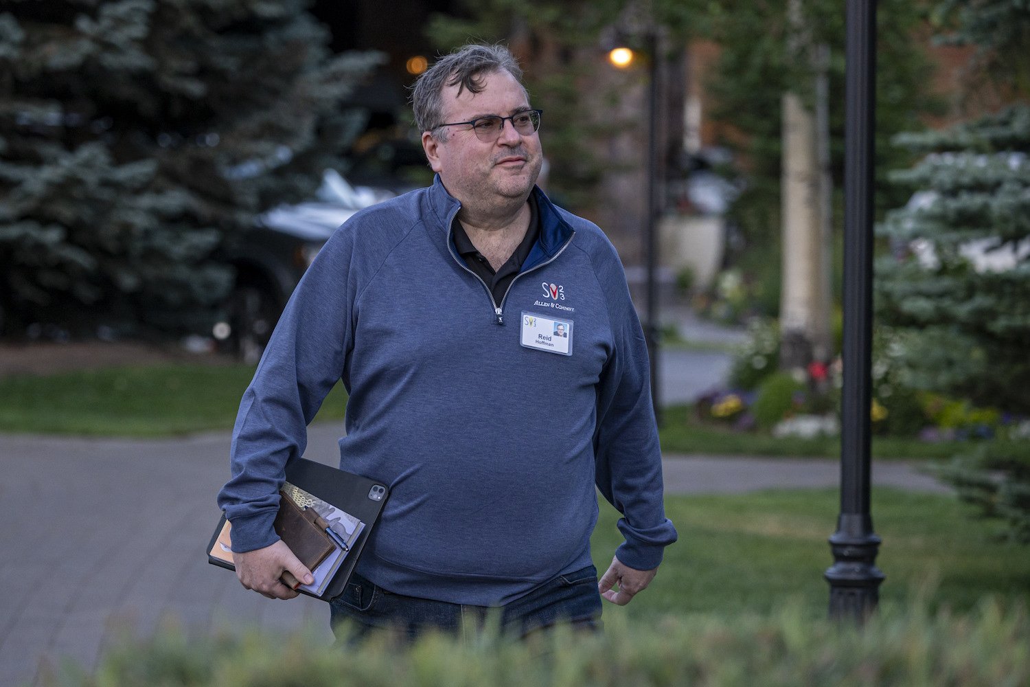 Elon Musk, Reid Hoffman, Jeffrey Epstein, Donald Trump, siyaset, teknoloji, dava, tehdit, güvenlik, MAGA, dezenformasyon, iftira, Wall Street Journal, Peter Thiel, Bill Gates, Sergei Brin, Larry Page, pedofili, ada, ziyaret, ilişki, soruşturma.
