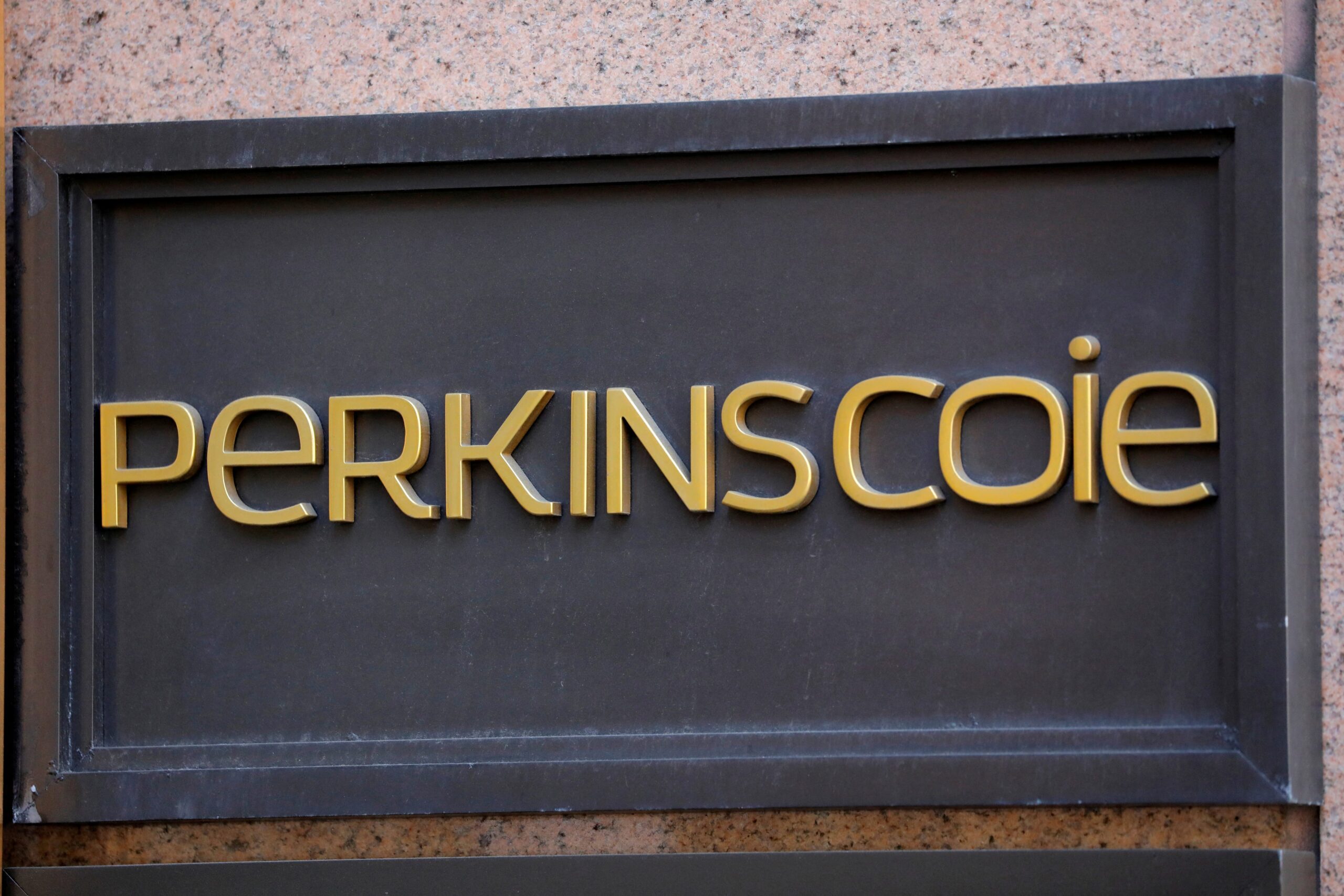 Donald Trump, Perkins Coie, Beryl Howell, executive order, free speech, due process, First Amendment, Fifth Amendment, law firms, Hillary Clinton, political adversaries, Justice Department, WilmerHale, Jenner & Block, Susman Godfrey, Paul Weiss, Latham & Watkins, Skadden Arps, Willkie Farr, workplace diversity, racial discrimination, legal industry
