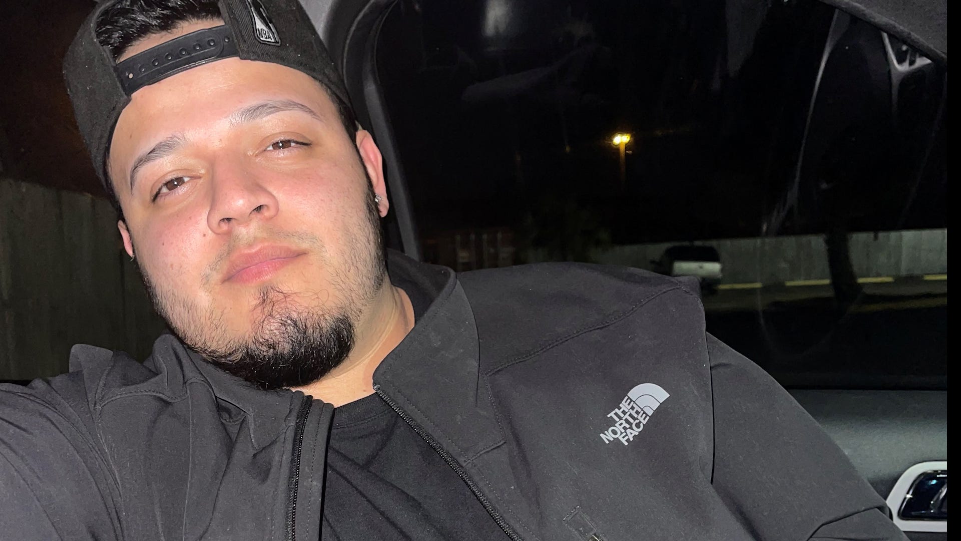 Kilmar Abrego Garcia, Jennifer Vasquez Sura, sınır dışı, MS-13, aile içi şiddet, göçmenlik, ABD Yüksek Mahkemesi, Trump yönetimi, Senatör Chris Van Hollen, El Salvador, sınır dışı krizi, koruma emri, ICE, İç Güvenlik Bakanlığı
