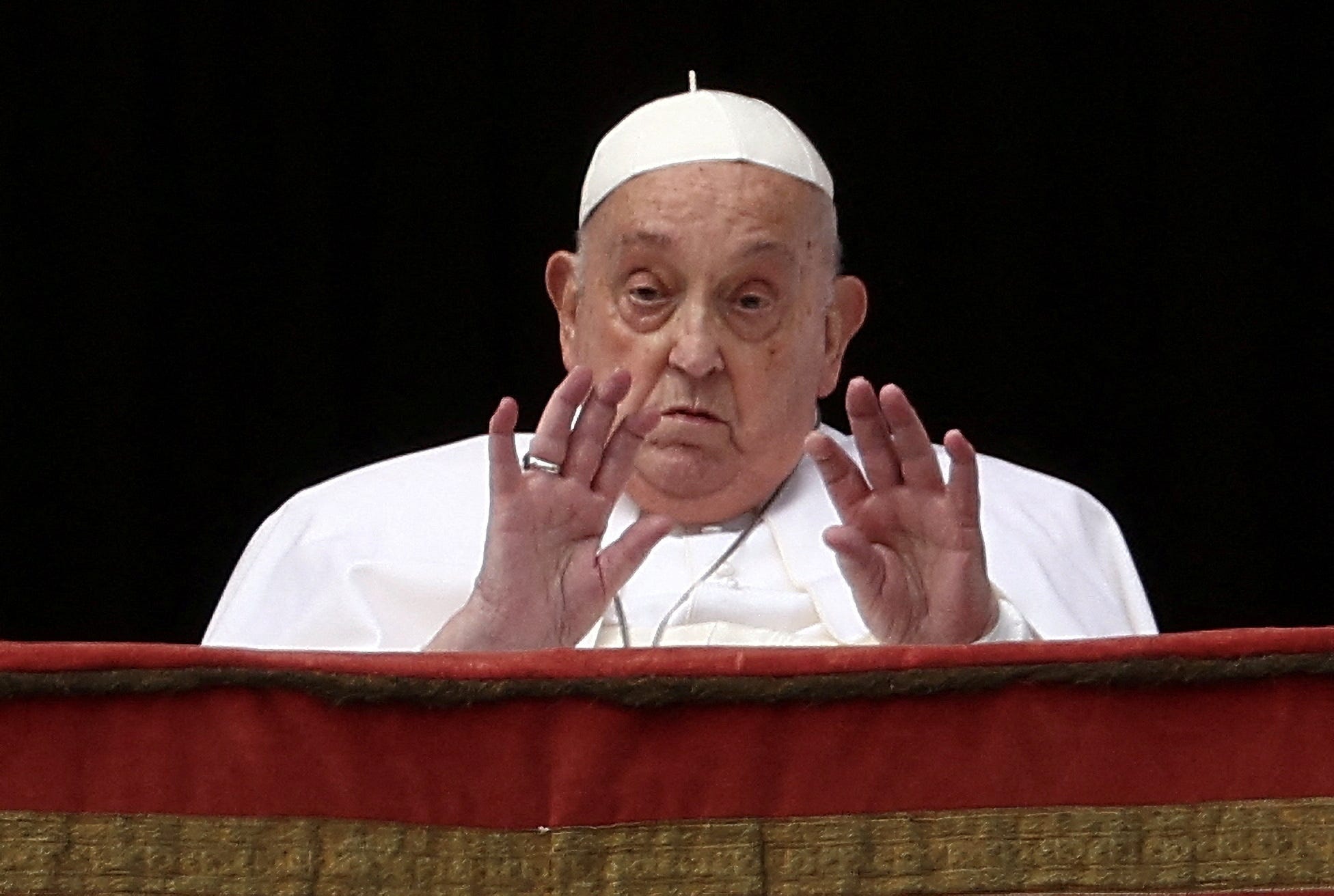 Papa isimleri, Katolik Kilisesi, Papa Francis, Aziz Petrus, Papalık geleneği, Dini isimler, Jorge Bergoglio, Kardinal Koleji, Aziz Francis of Assisi, John II, Mercurius, Benedict XVI, Gregory, Clement, Innocent, Leo, Pius, Lando, Romanus, Formosus, Valentine, Zachary, Conon, Agatho, Vitalian, Severinus, Silverius, Hormisdas, Symmachus, Simplicius, Hilarius, Mark, Dionysius, Fabian, Linus
