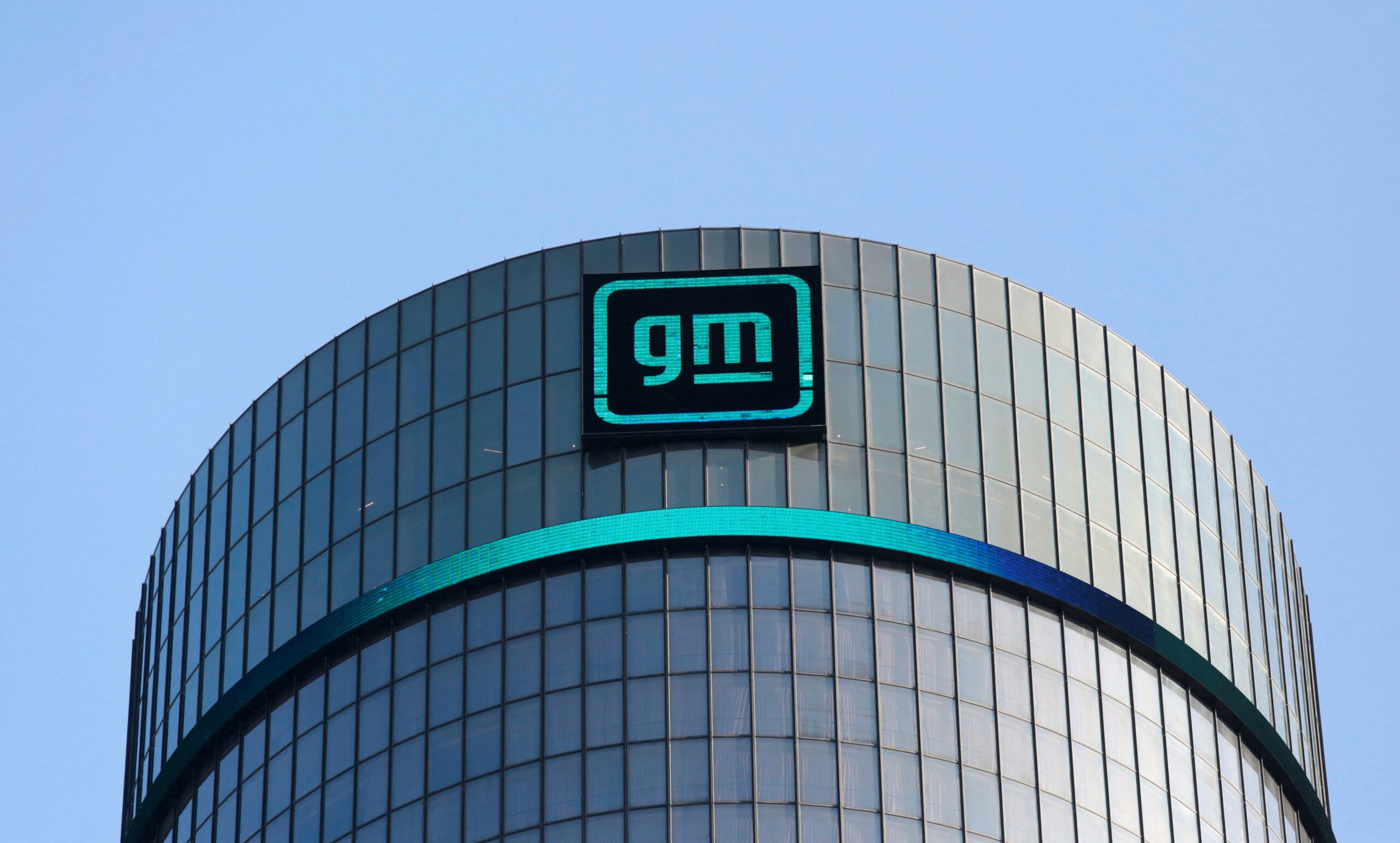 otomotiv geri çağırmaları, araç geri çağırmaları, NHTSA, Ulusal Karayolu Trafik Güvenliği İdaresi, Cadillac geri çağırmaları, Chevrolet geri çağırmaları, GMC geri çağırmaları, Ford geri çağırmaları, Lincoln geri çağırmaları, Polestar geri çağırmaları, Volkswagen geri çağırmaları, motor arızası, arka görüş kamerası, üçüncü sıra koltuk, araç tanımlama numarası, VIN
