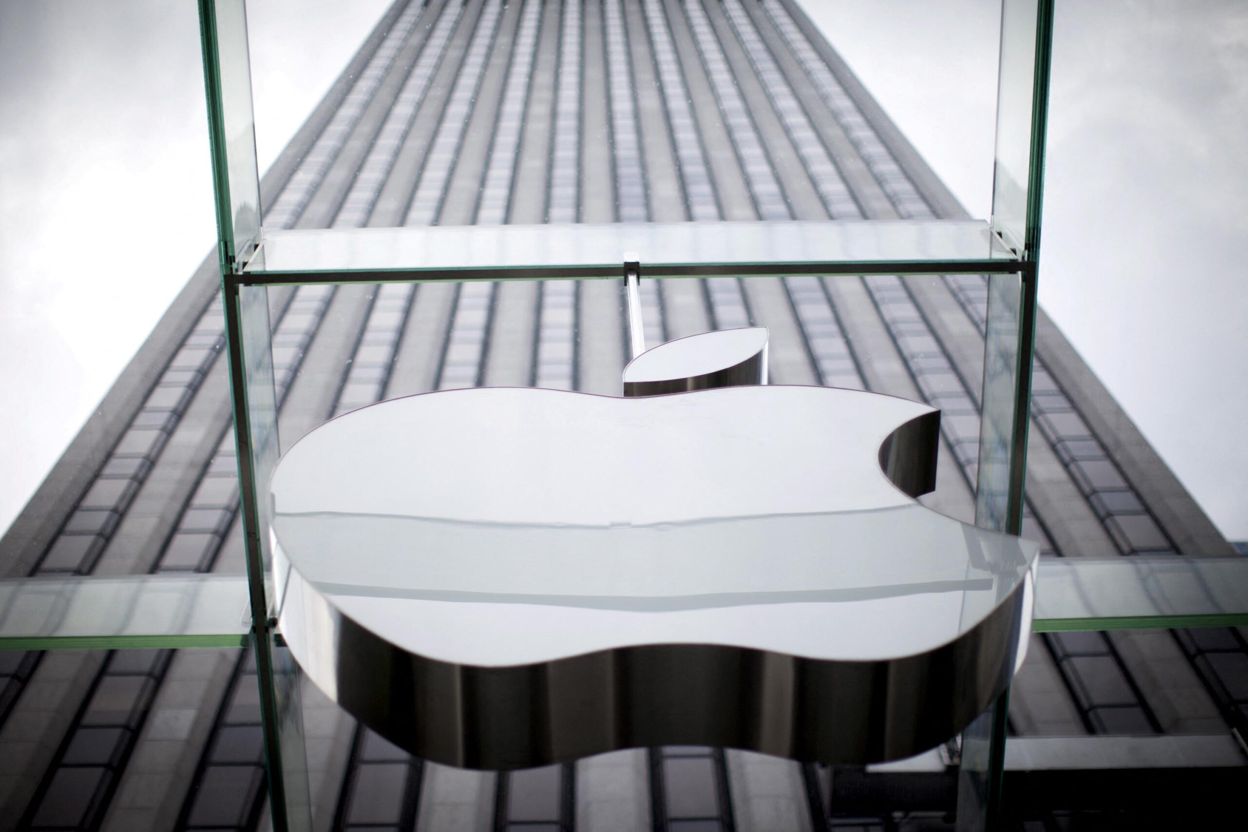 Apple, App Store, uygulama geliştiricileri, ödeme sistemi, komisyon, dava, Yvonne Gonzalez Rogers, Digital Markets Act, DMA, Spotify, gelir, hizmetler, rekabet, inovasyon, mobil uygulama ekosistemi
