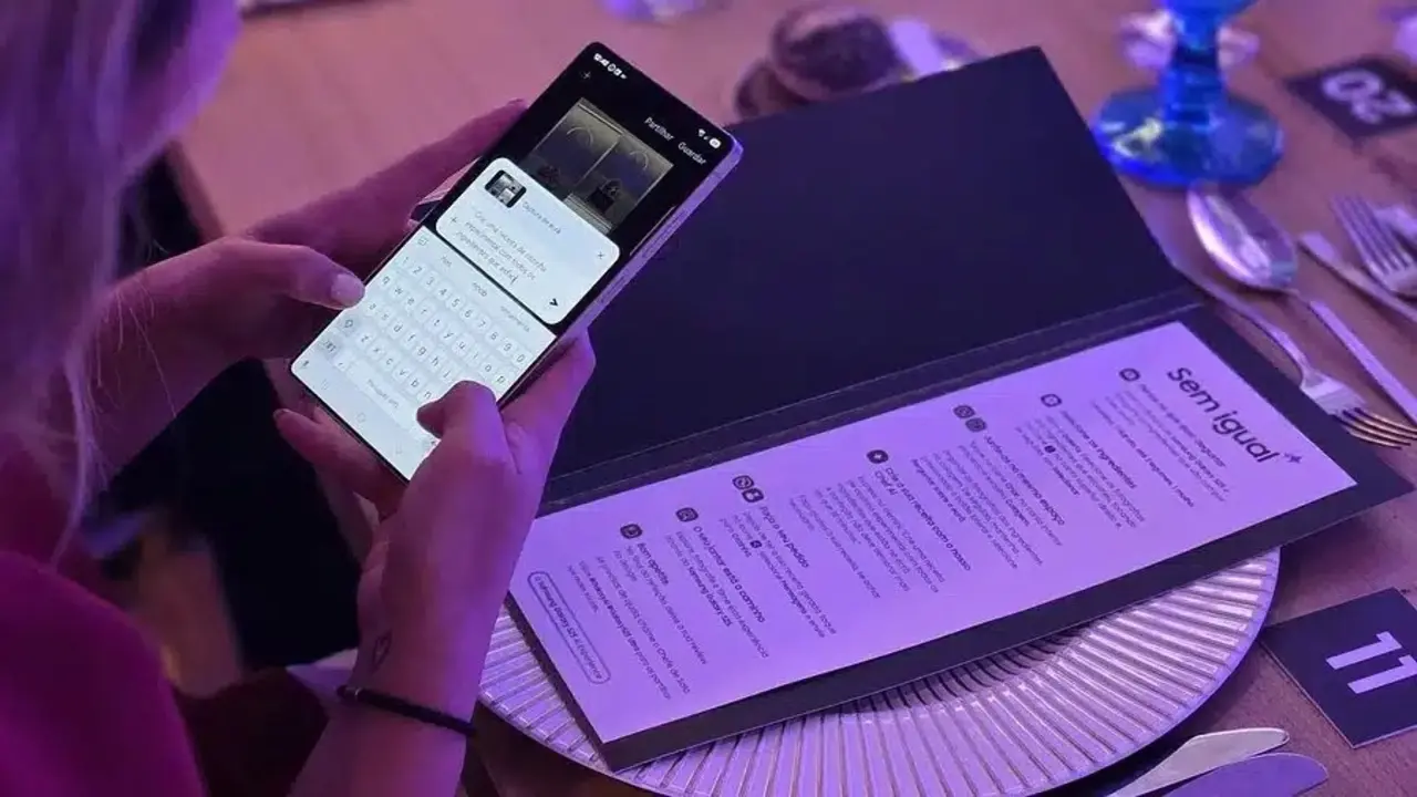 Samsung, yapay zeka, gastronomi, restoran, Sem Igual, Portekiz, Galaxy AI, Galaxy S25, menü, tarif, şef João Dourado, Lizbon, Porto, yemek deneyimi, kişiselleştirilmiş yemek, yapay zeka restoranı, Samsung Portekiz, teknoloji, inovasyon, gıda, seyahat, etkinlik, ücretsiz restoran, sınırlı kapasite, yorumlar.
