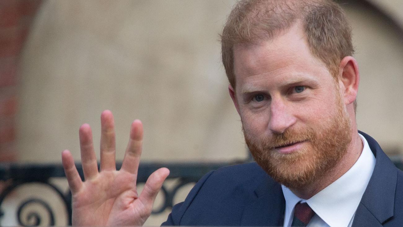 Prens Harry, Kraliyet Ailesi, Kral Charles III, Meghan Markle, Uzlaşma, BBC röportajı, Güvenlik, İngiltere, Kaliforniya, Prens Archie, Prenses Lilibet, Kraliyet ailesi ilişkileri, Mahkeme kararı, İngiliz kraliyet ailesi, Amerika Birleşik Devletleri, Kraliyet görevleri
