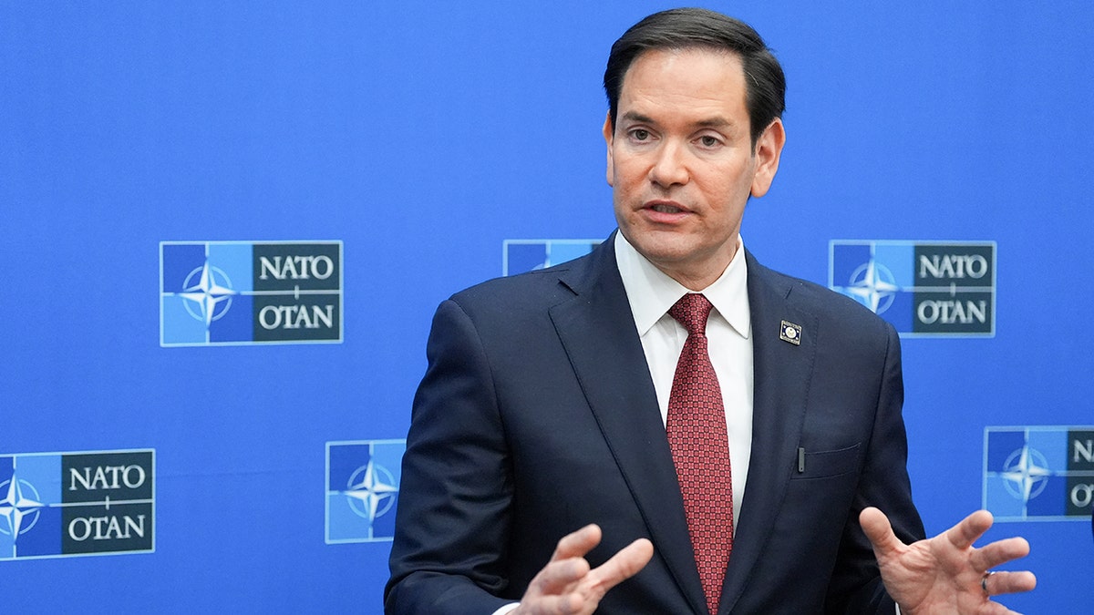 NATO, dijital savaş, siber güvenlik, veri güvenliği, bulut altyapısı, CEPA raporu, ABD, Trump, Marco Rubio, Estonya, Ukrayna, savunma harcamaları, askeri bilgi paylaşımı, istihbarat, güvenlik riskleri, siber saldırılar, veri ambargosu, ittifak, savunma, askeri veri sistemleri, veri güvenliği, NATO üyeleri, ulusal bulut sistemleri, Thales, Arvato, Leonardo, Amazon, Google, Microsoft, Oracle, veri esnekliği, interoperabilite, siyasi gerilimler, savunma taahhütleri, adil paylaşım, Ukrayna barışı, ateşkes, askeri destek, yardım, eğitim, ekipman bağışları, veri paylaşımı, veri elçiliği
