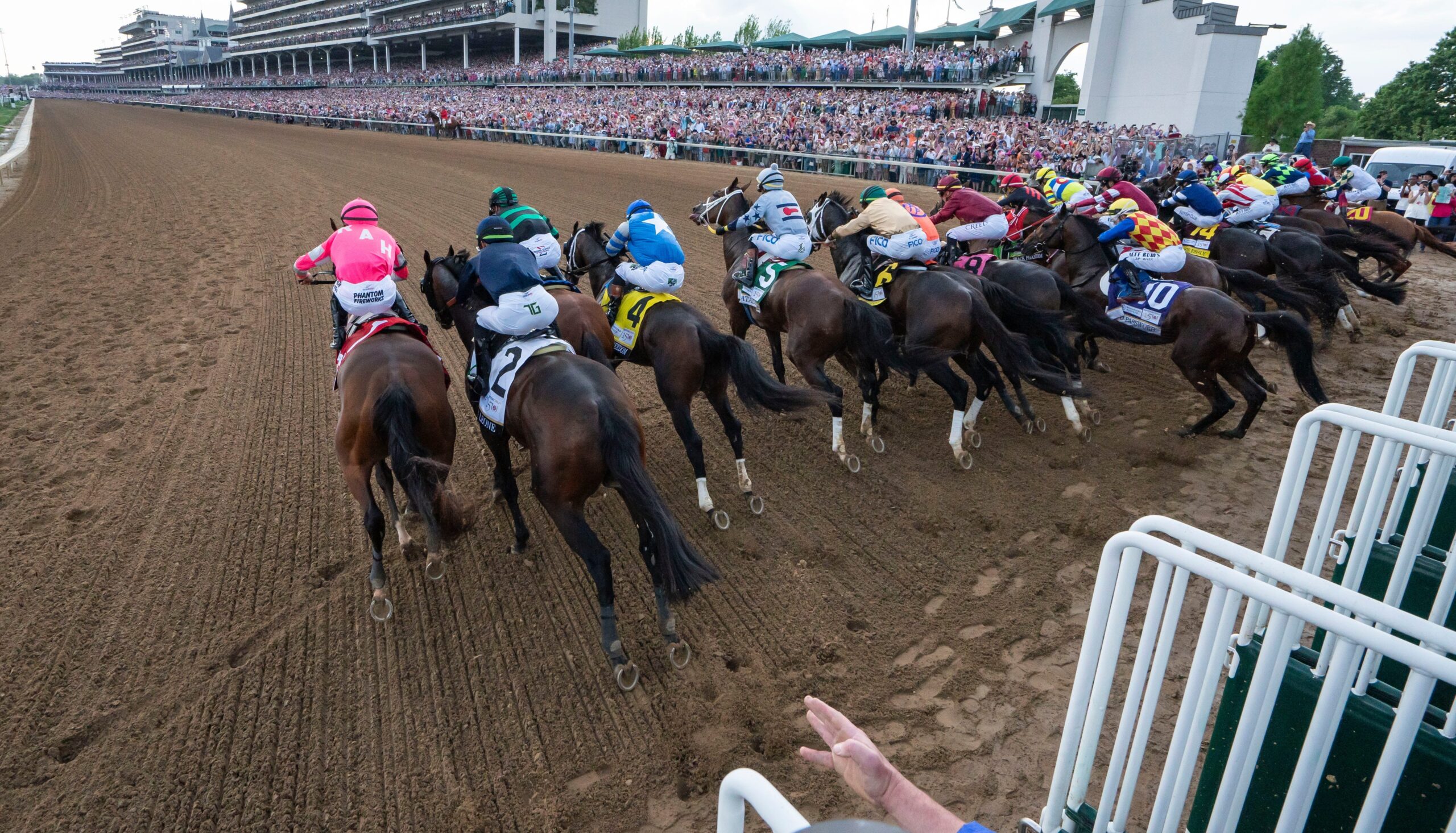 Kentucky Derby, Kentucky Derby 2025, At yarışı, Churchill Downs, Run for the Roses, Üçlü Taç, at yarışı, Rodriguez, Grande, Journalism, Sovereignty, Sandman, Flying Mohawk, Jayson Werth, yarış, canlı yayın, Peacock, Fubo, post pozisyonları, yarış sonuçları, yarış kazananları, yarış programı, yarış tahminleri, at yarışı oranları, at yarışı bahisleri, at yarışı haberleri
