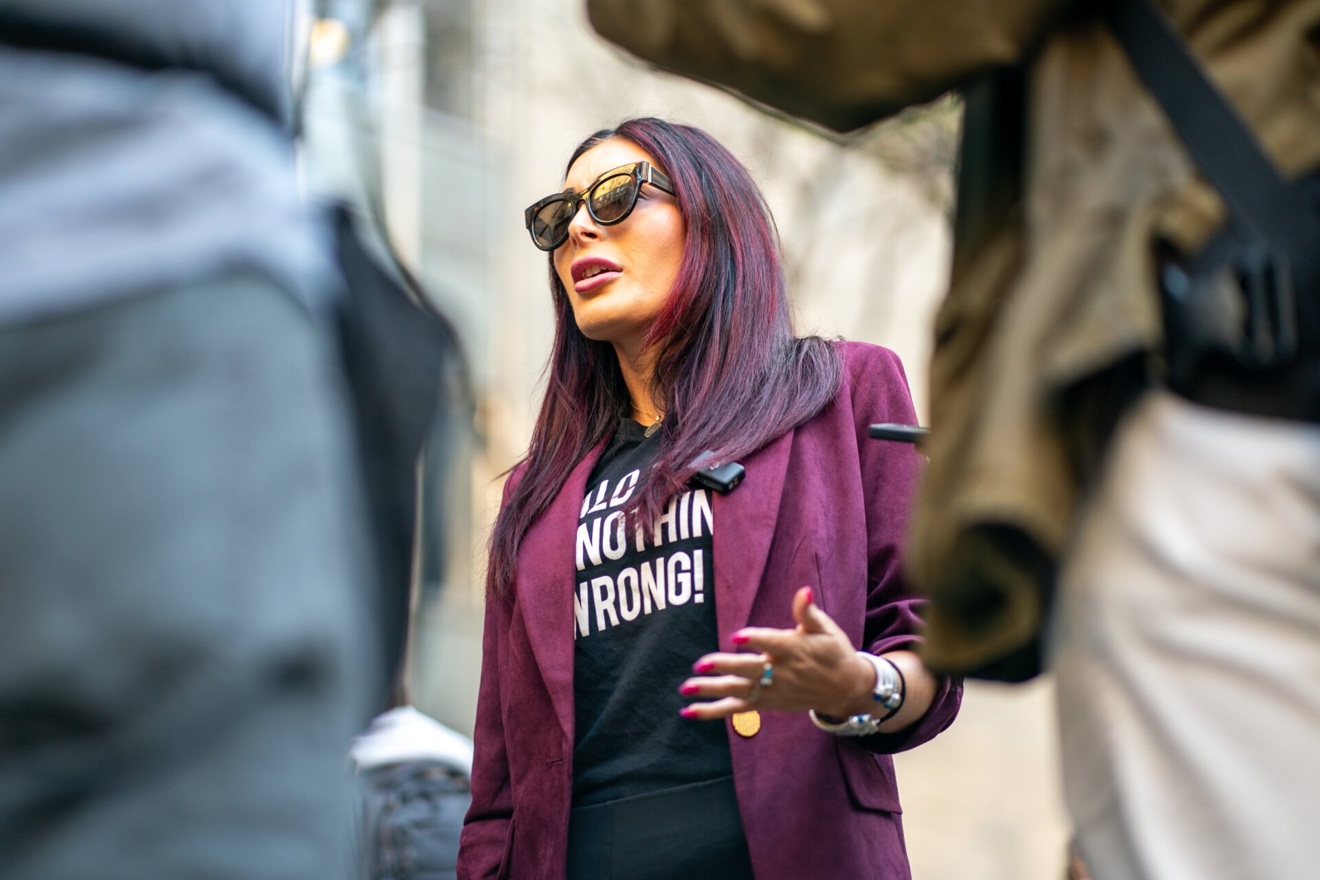 Laura Loomer, Donald Trump, Janette Nesheiwat, Aşı, Komplo Teorisi, Mike Waltz, Sahte Özgeçmiş, Siyasi Etki, Aşırı Sağ, Beyaz Saray

