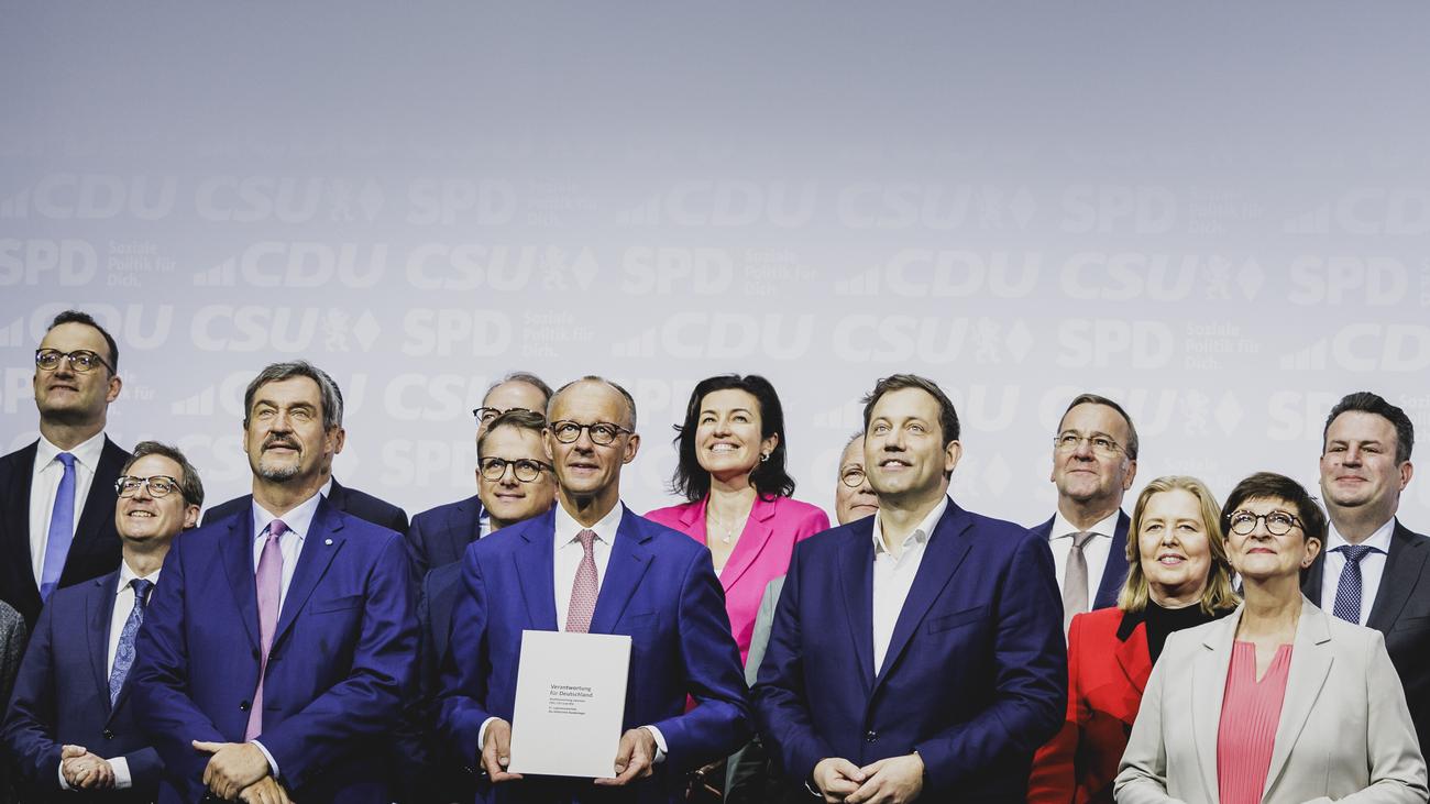 Friedrich Merz, Bundeskanzler, CDU, CSU, SPD, Koalition, Deutschland, Regierung, Politik, Migration, Innenpolitik, Wirtschaft, Zuversicht, Herausforderungen, Umfrage, Personalentscheidungen, Reformen, Angela Merkel, AfD, Vertrauen, Krise, International, Innere Sicherheit, Investitionen, Modernisierung, Neuanfang
