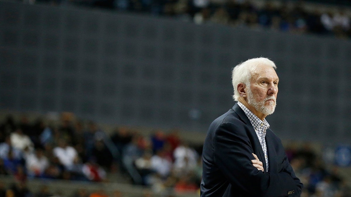 Gregg Popovich, San Antonio Spurs, NBA, koç, başkan, emeklilik, felç, basketbol, şampiyonluk, rekor, Peter J. Holt, Mitch Johnson, sağlık durumu, spor haberleri, Fox News, basketbol haberleri, NBA koçu, NBA şampiyonlukları
